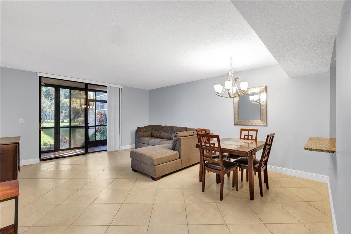 5190 Las Verdes Circle 108, Delray Beach, FL 33484 — photo 4 of 39