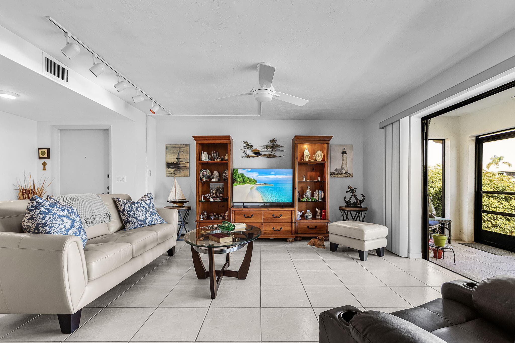3831 SE 11th Place 101, Cape Coral, FL 33904 — photo 4 of 28