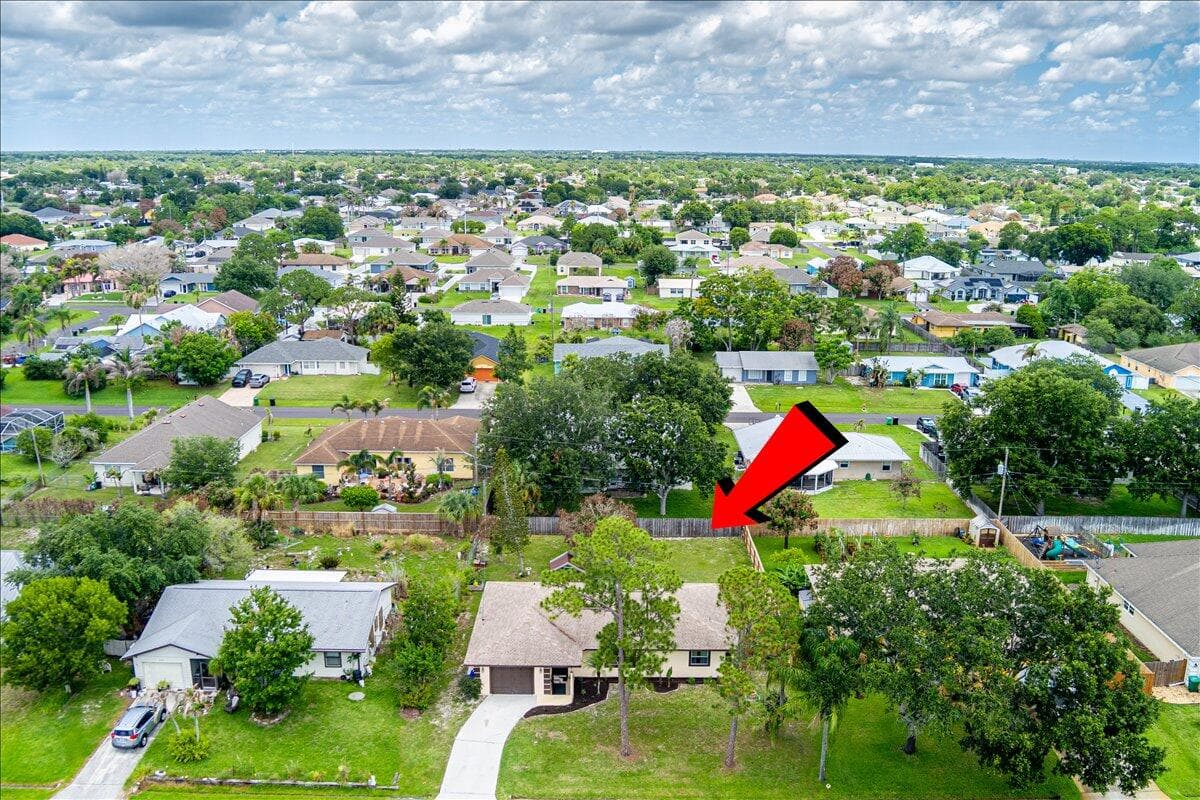 963 SW Bay State Road, Port St. Lucie, FL 34953 — photo 5 of 46