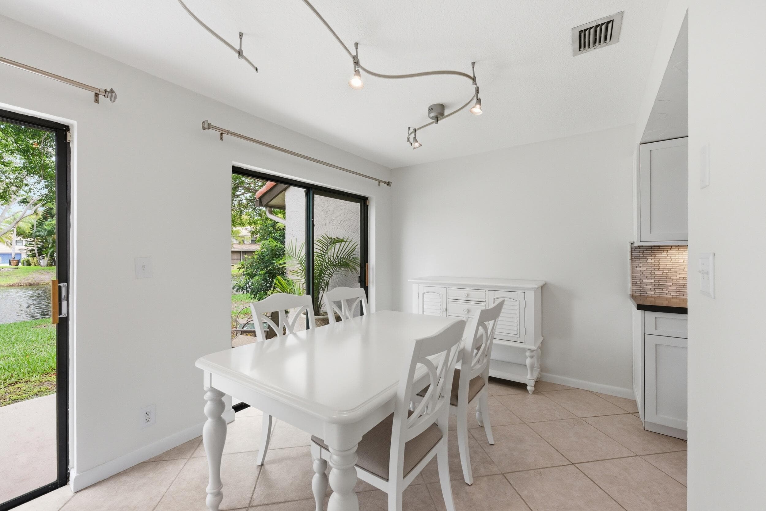 660 Deer Creek Edgewater Drive, Deerfield Beach, FL 33442 — photo 16 of 54