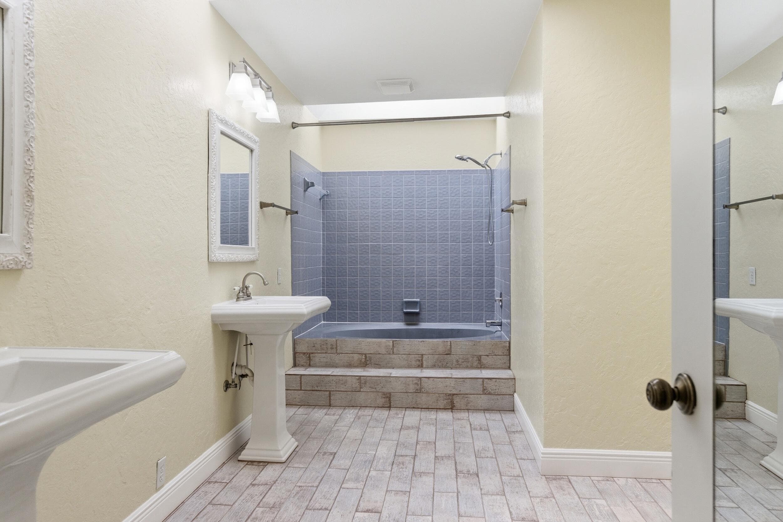 660 Deer Creek Edgewater Drive, Deerfield Beach, FL 33442 — photo 30 of 54