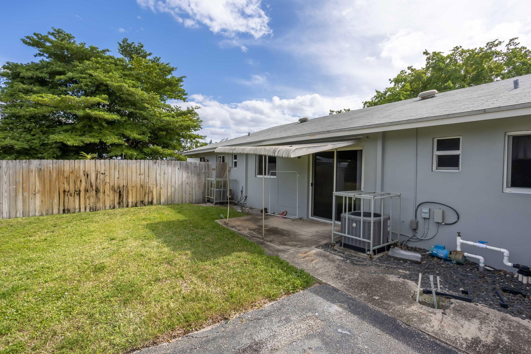 2227 NE 3rd Avenue 1 & 2, Delray Beach, FL 33444 — photo 32 of 38