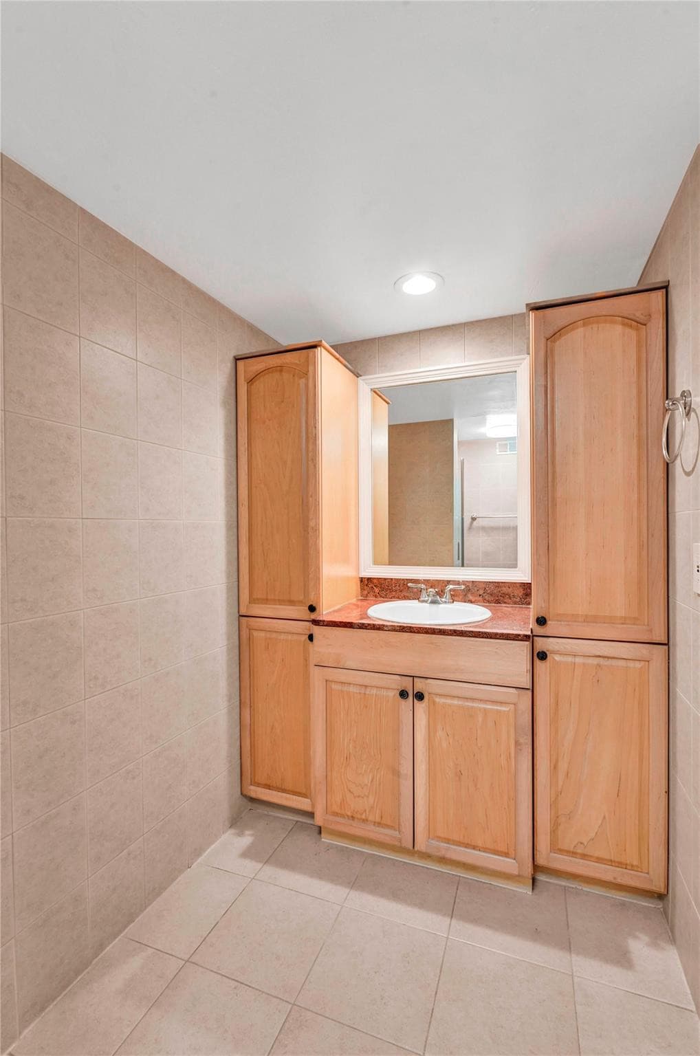 720 Bayshore Drive 504, Fort Lauderdale, FL 33304 — photo 9 of 30