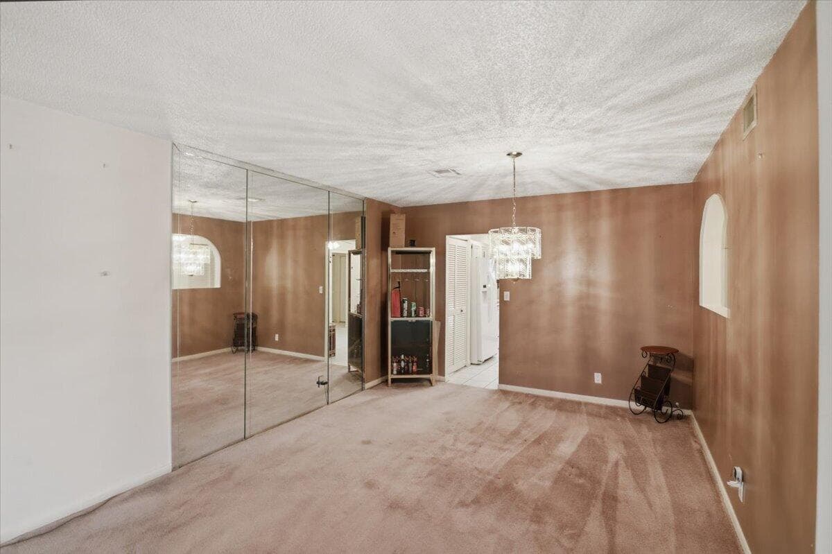 275 Jacaranda Drive, Plantation, FL 33324 — photo 17 of 37