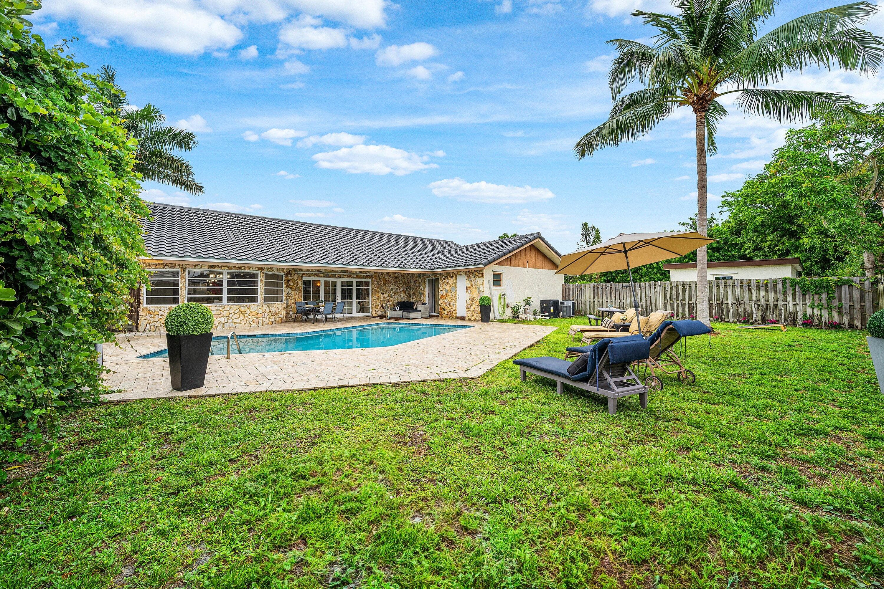 1006 SE 6th Street, Deerfield Beach, FL 33441 — photo 32 of 50