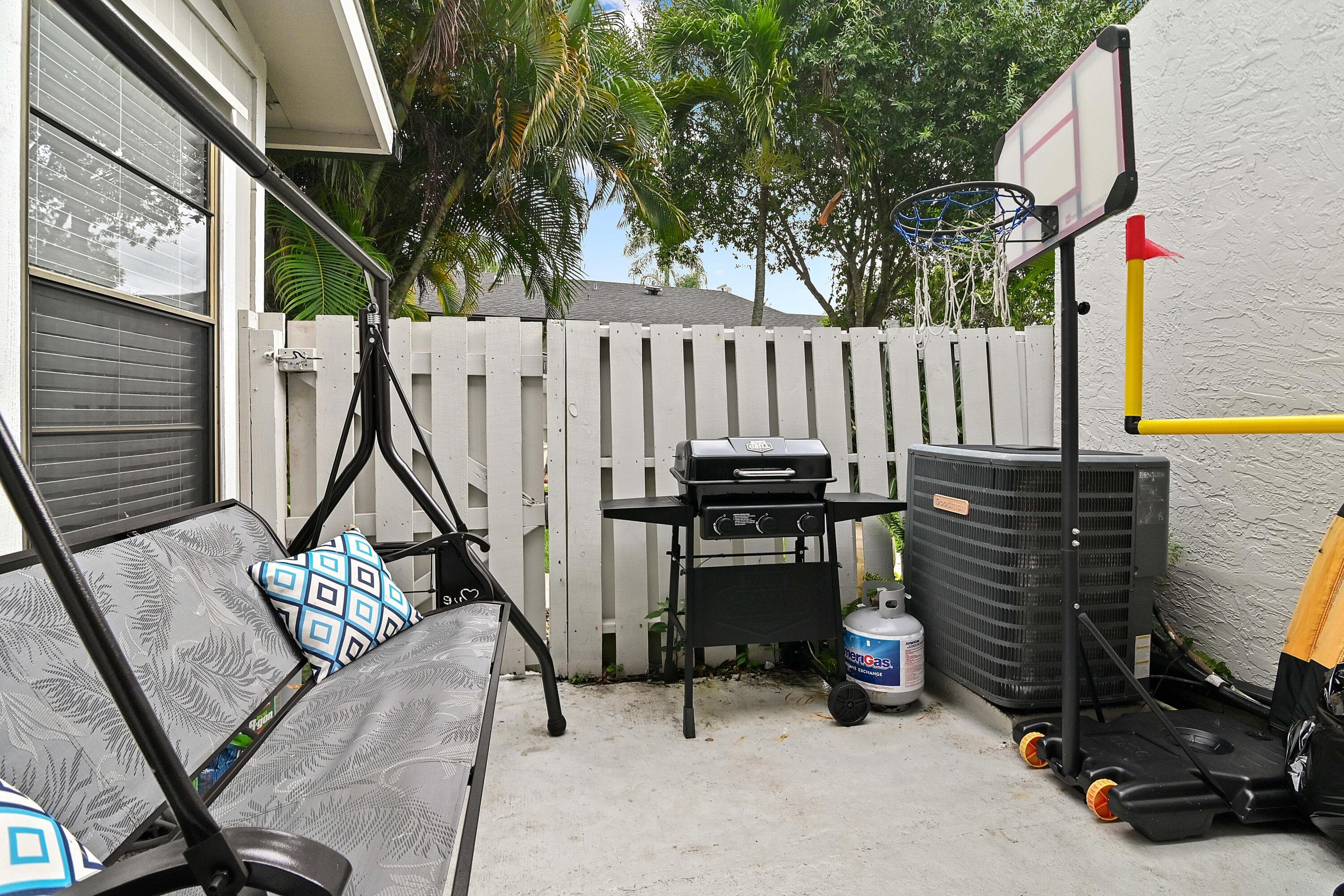 4383 Willow Pond Circle, West Palm Beach, FL 33417 — photo 19 of 27