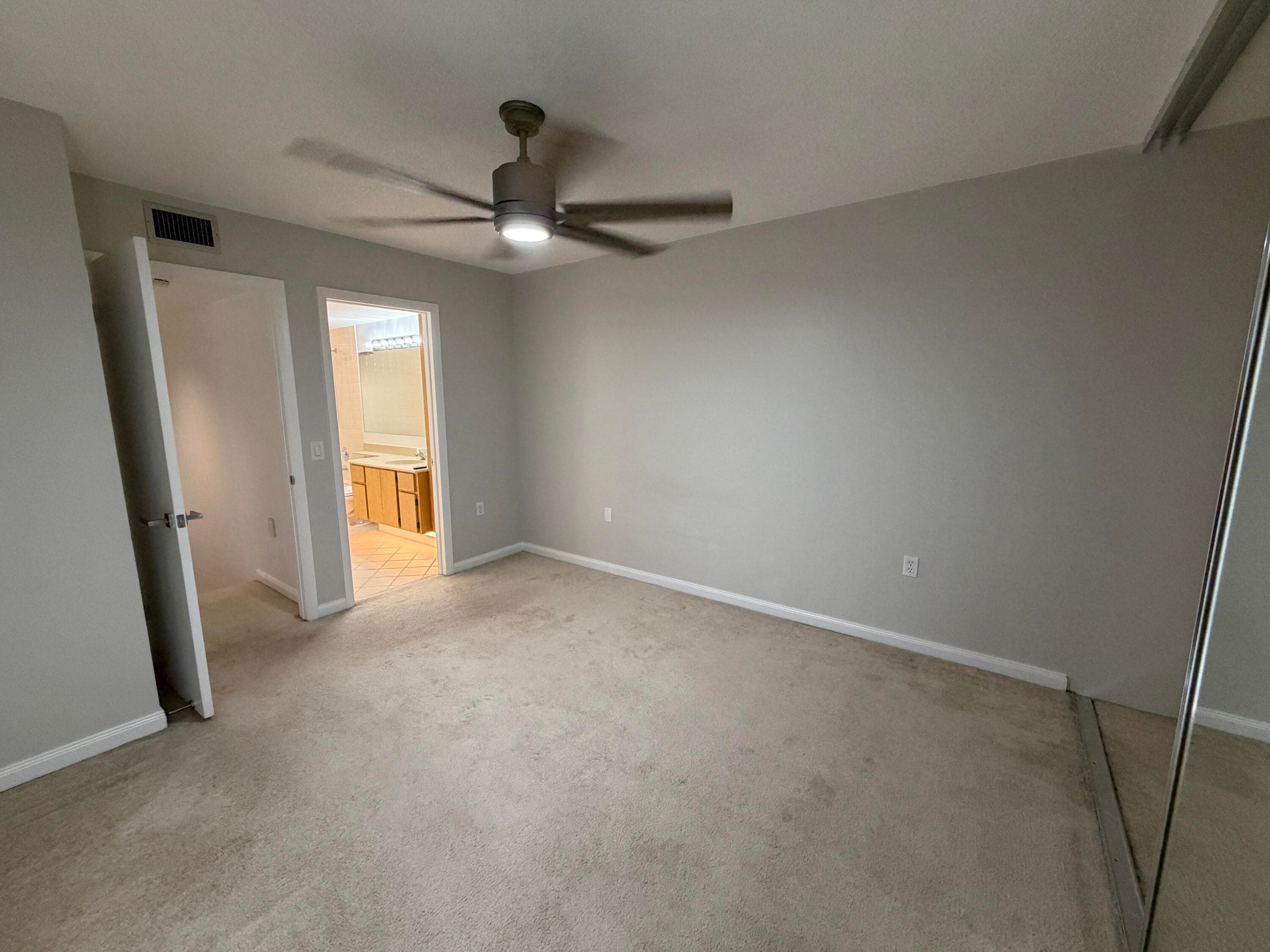 7622 N 76th Way 200, West Palm Beach, FL 33407 — photo 23 of 26