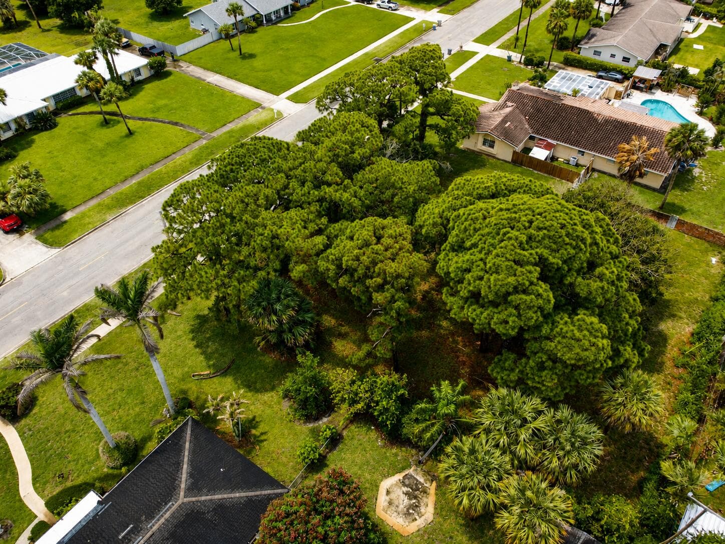 1006 Grandview Boulevard, Fort Pierce, FL 34982 — photo 5 of 7