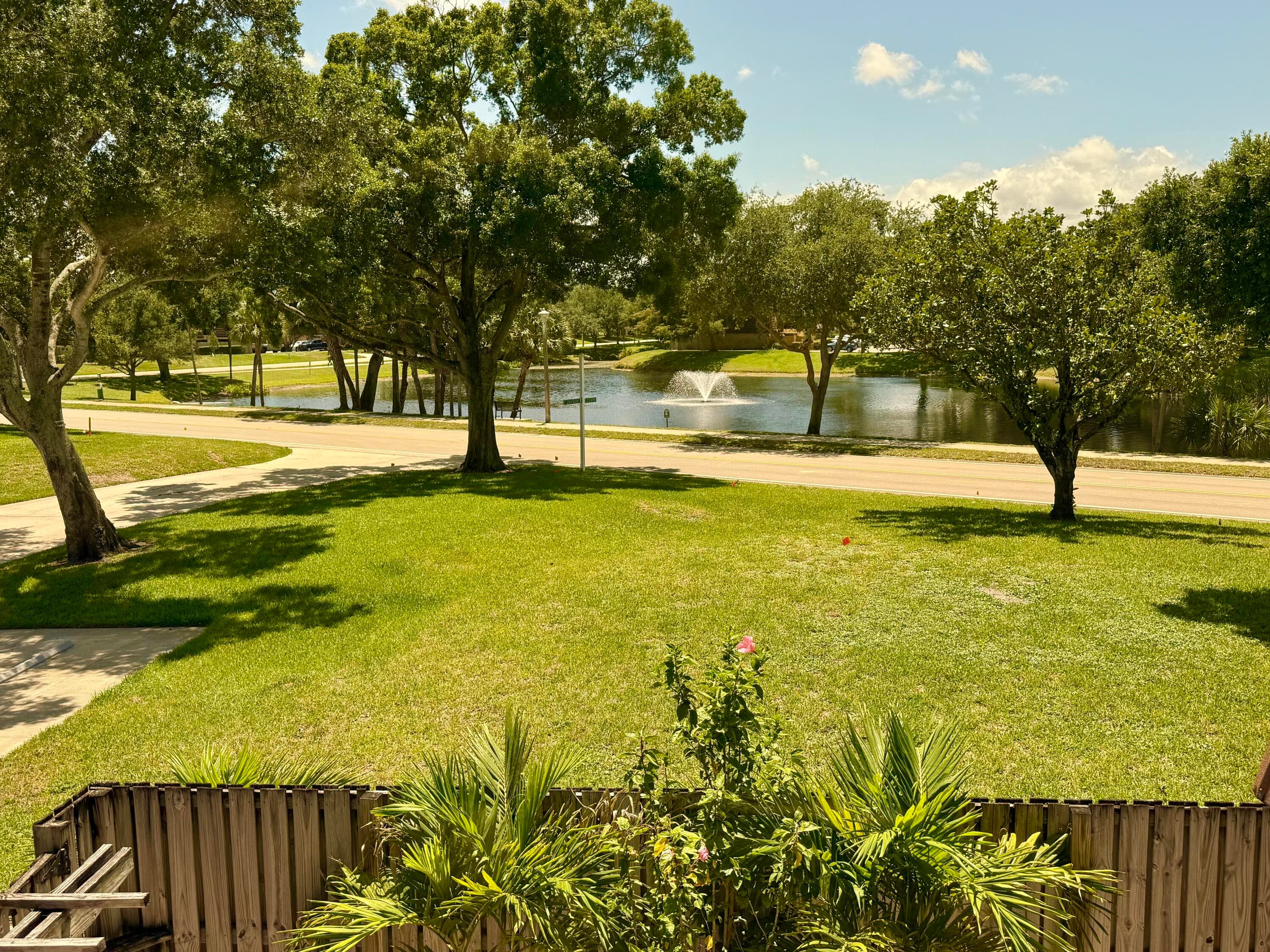201 2nd Lane, Palm Beach Gardens, FL 33418 — photo 23 of 28