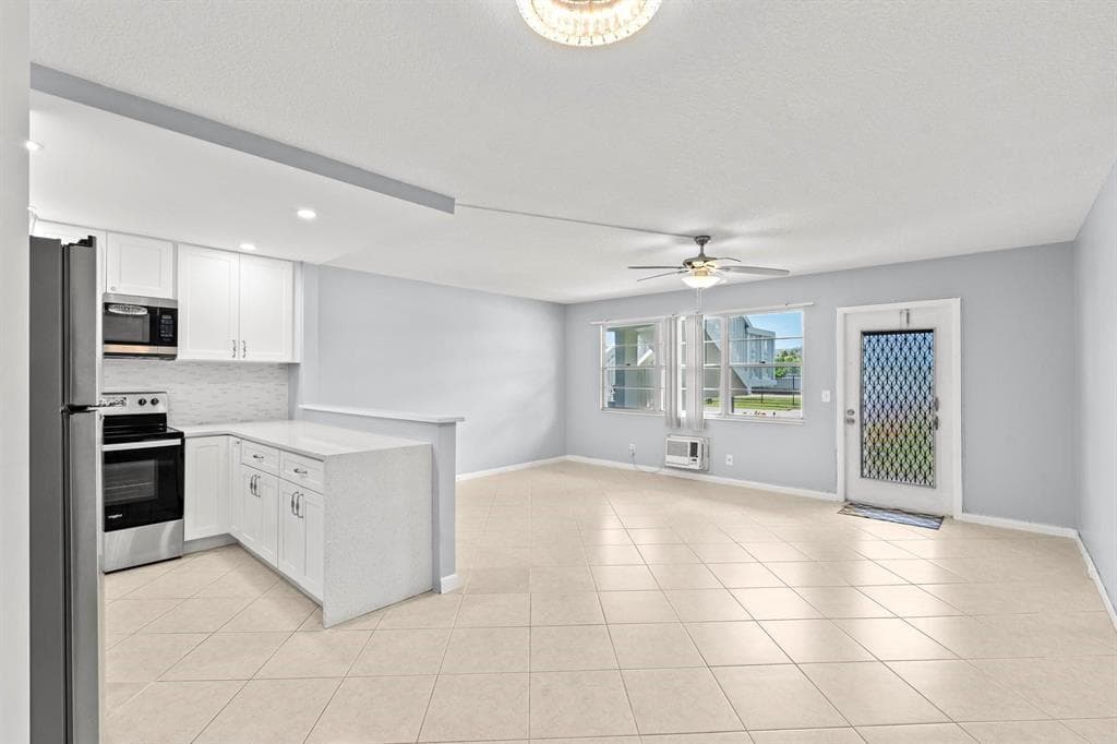 273 Prescott N, Deerfield Beach, FL 33442 — photo 3 of 27