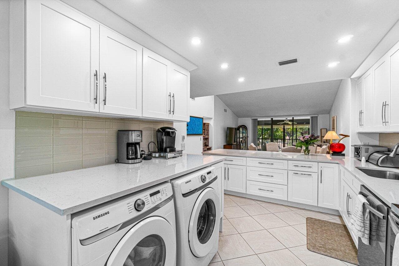 61 Eastgate Drive D, Boynton Beach, FL 33436 — photo 11 of 20