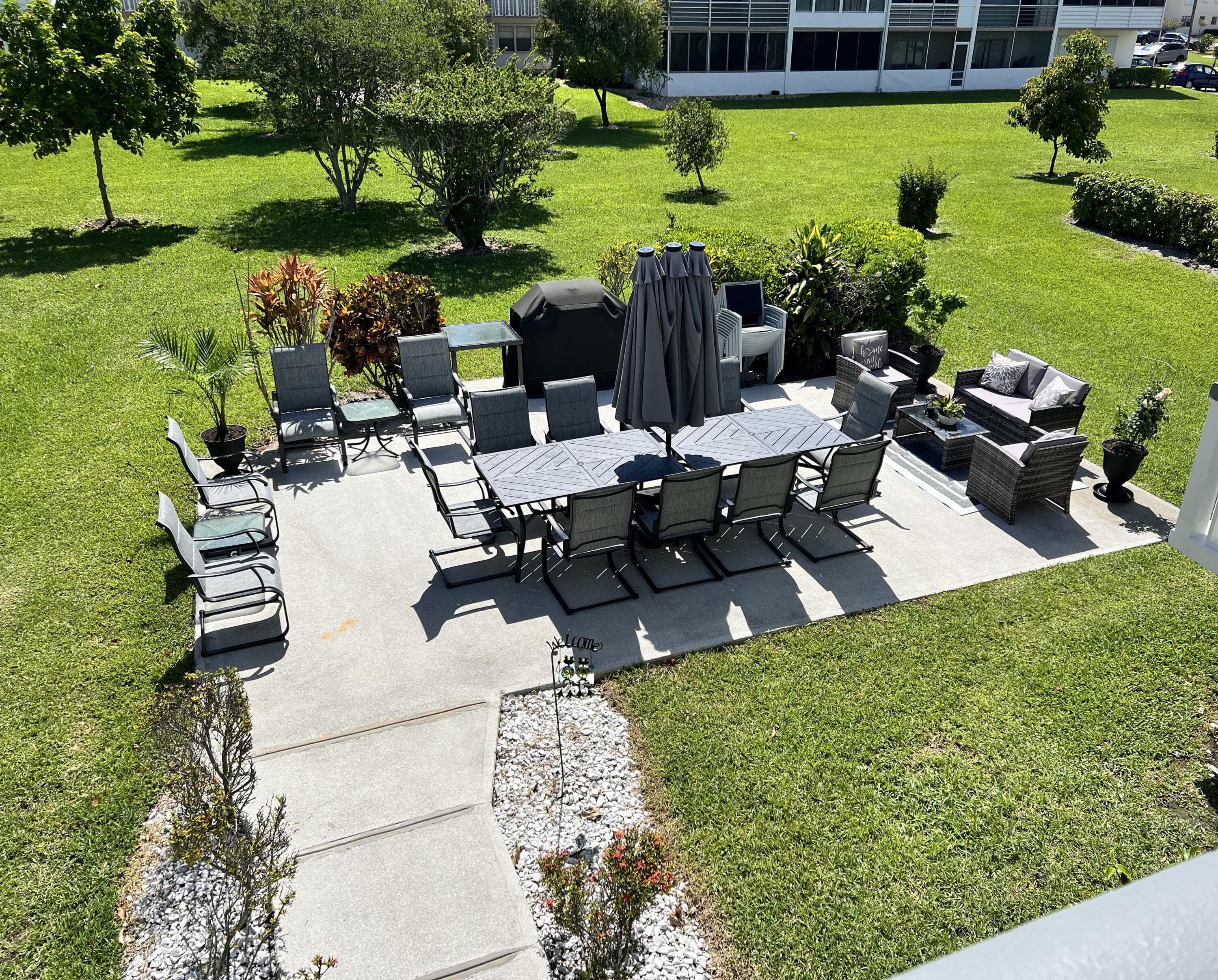 15 Bedford A, West Palm Beach, FL 33417 — photo 12 of 18