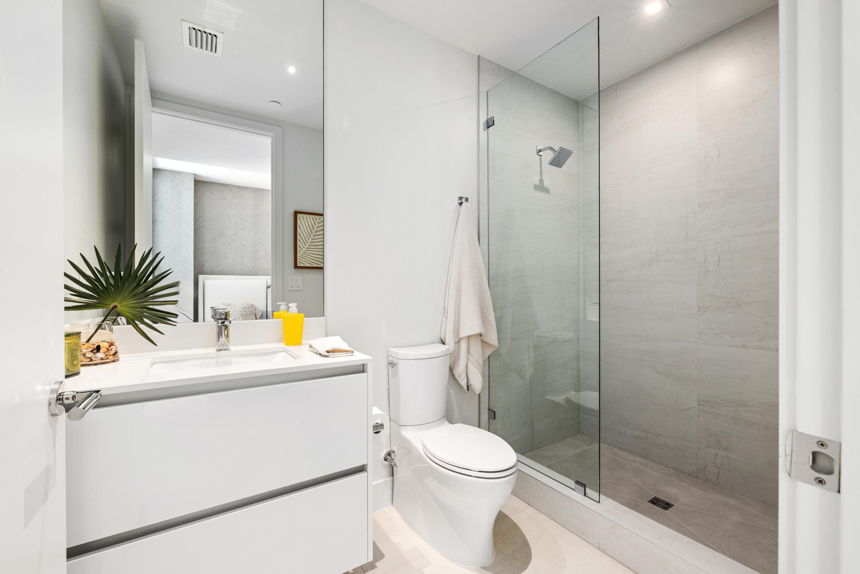 305 Briny Avenue 804, Pompano Beach, FL 33062 — photo 17 of 37