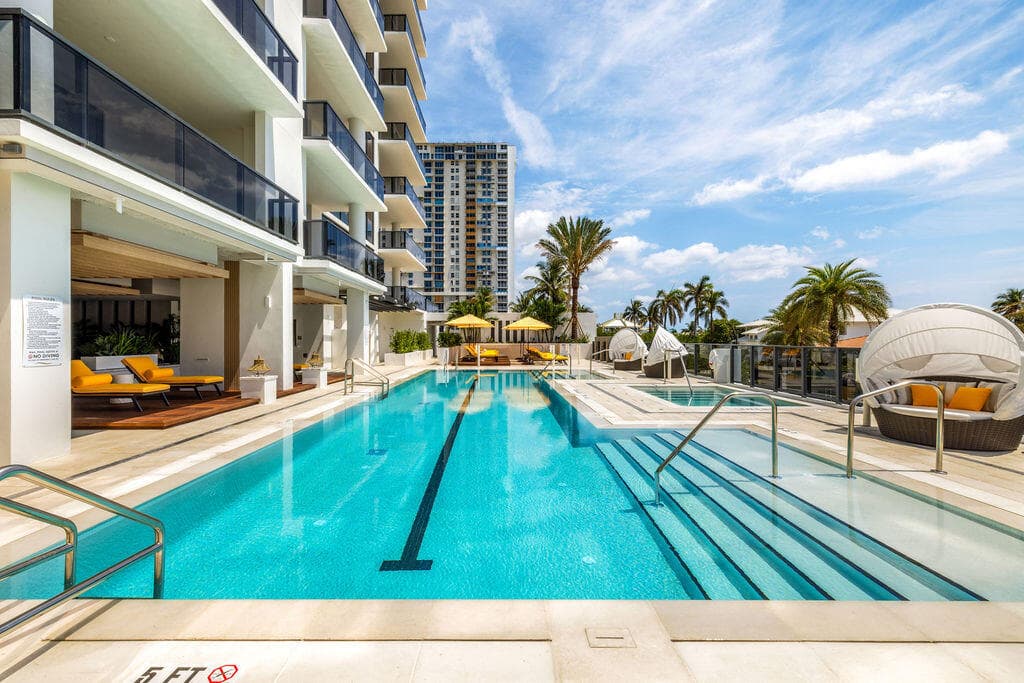 305 Briny Avenue 804, Pompano Beach, FL 33062 — photo 20 of 37