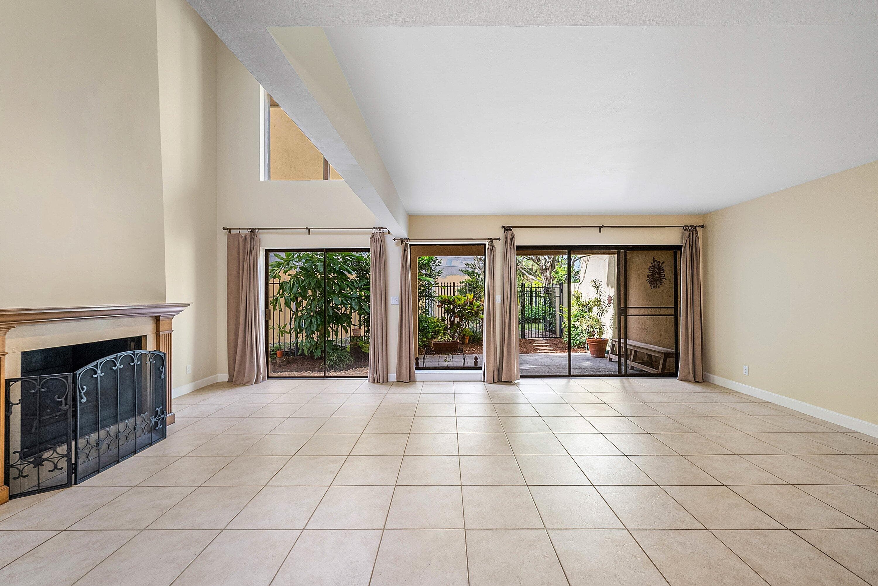 5664 Santiago Circle, Boca Raton, FL 33433 — photo 5 of 71