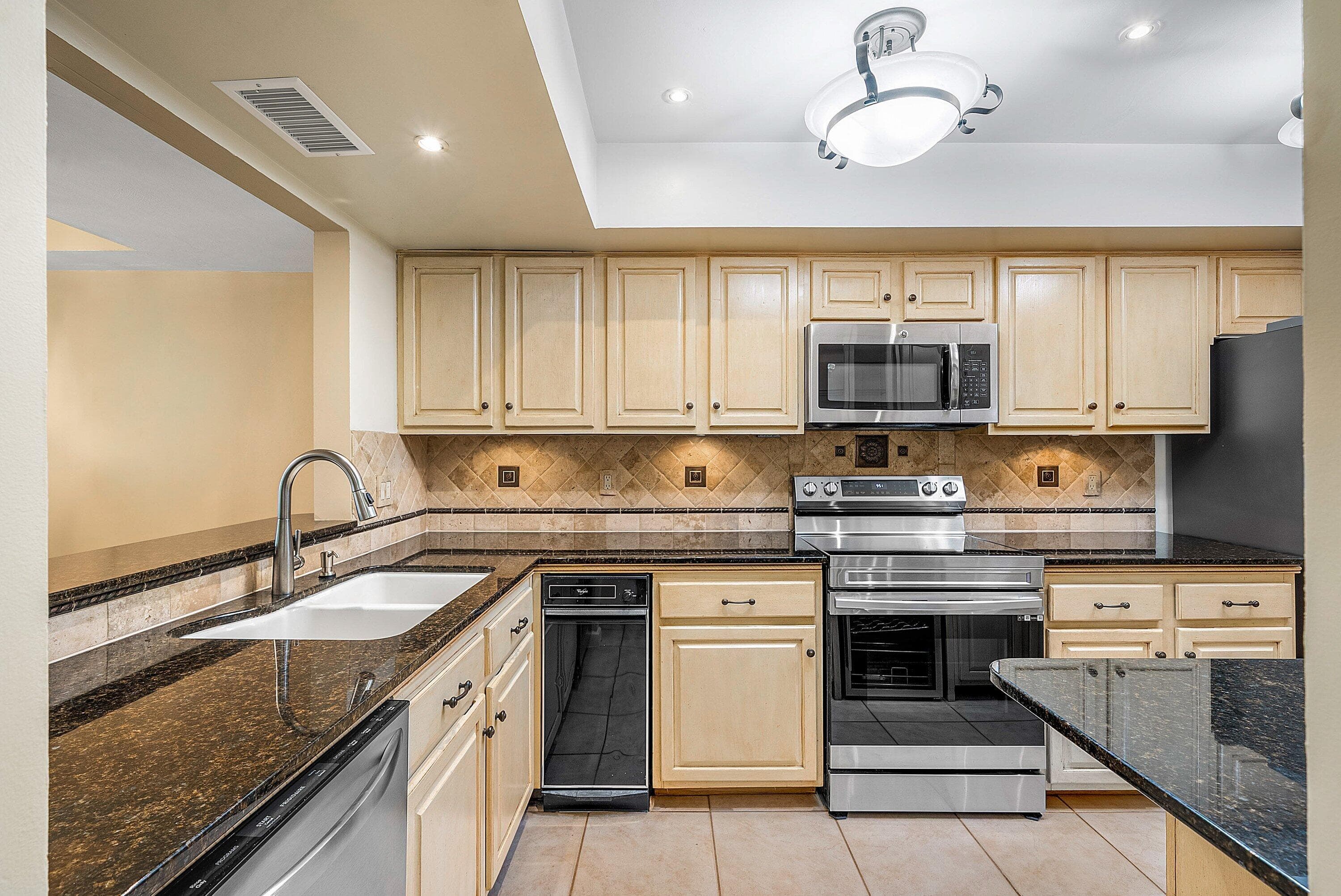 5664 Santiago Circle, Boca Raton, FL 33433 — photo 17 of 71