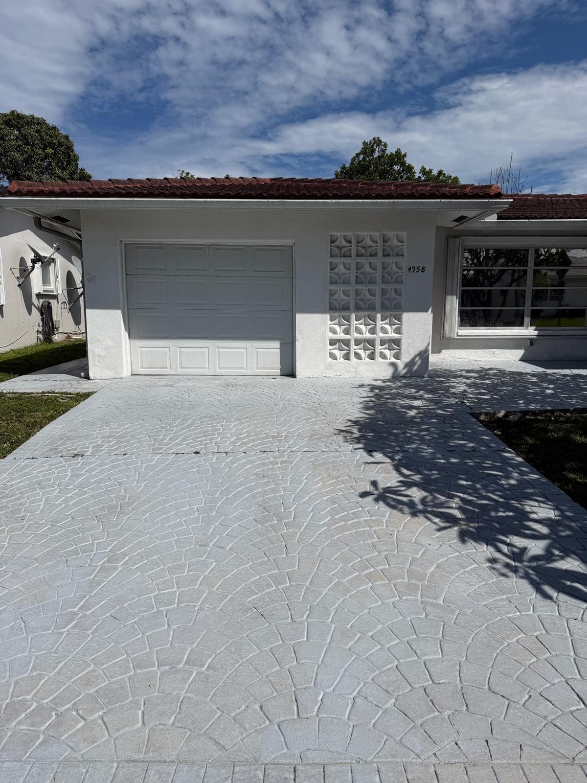 4958 NW 48th Avenue, Tamarac, FL 33319 — photo 8 of 56