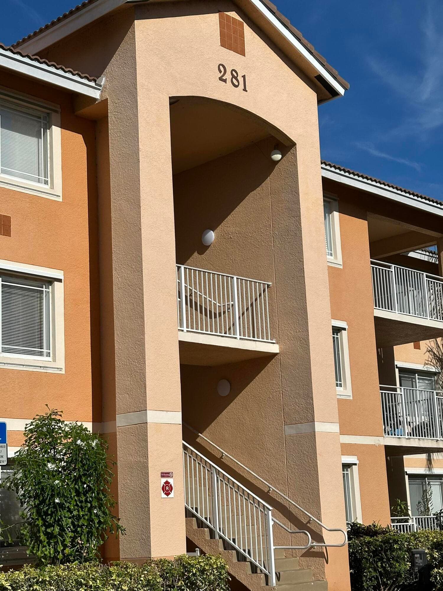 281 SW Palm Drive 201, Port St. Lucie, FL 34986 — photo 1 of 58