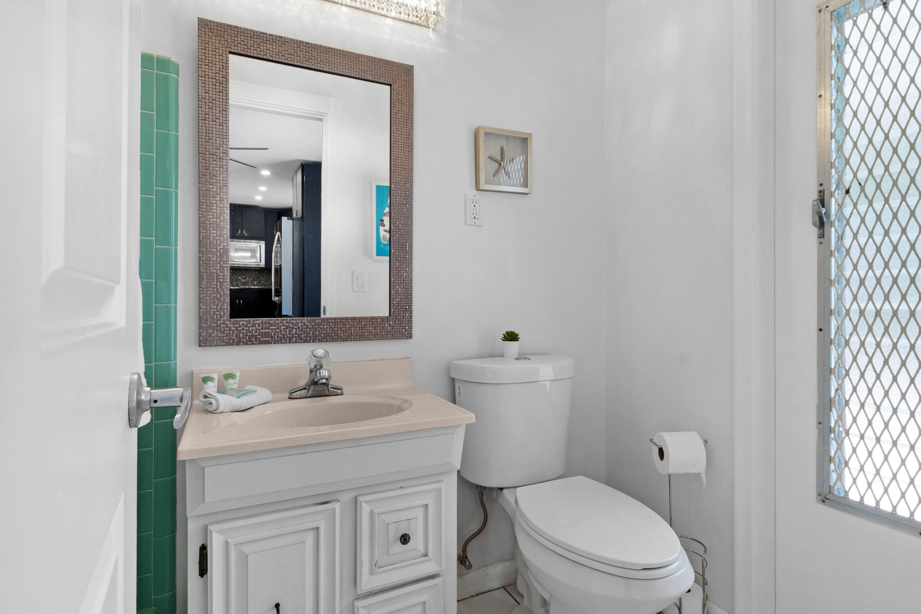 1418 NE 57th Place, Fort Lauderdale, FL 33334 — photo 24 of 35