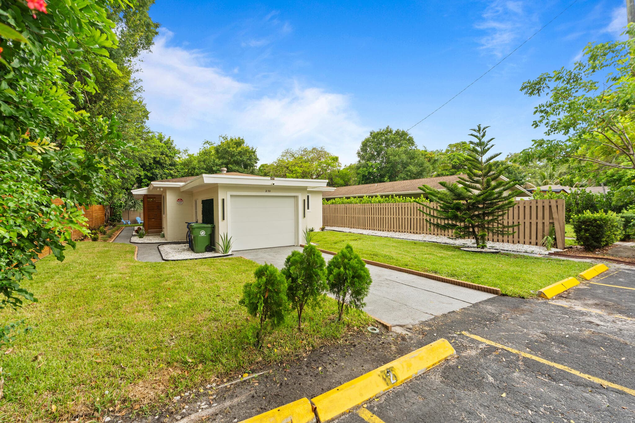 210 SW 11th Street 1-2, Fort Lauderdale, FL 33315 — photo 6 of 38