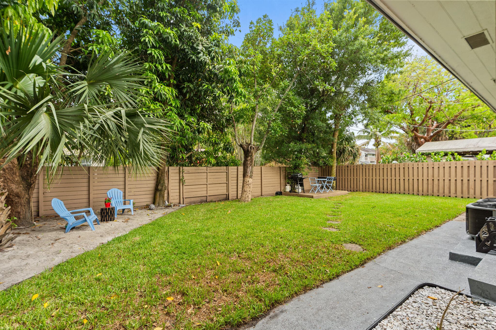 210 SW 11th Street 1-2, Fort Lauderdale, FL 33315 — photo 11 of 38