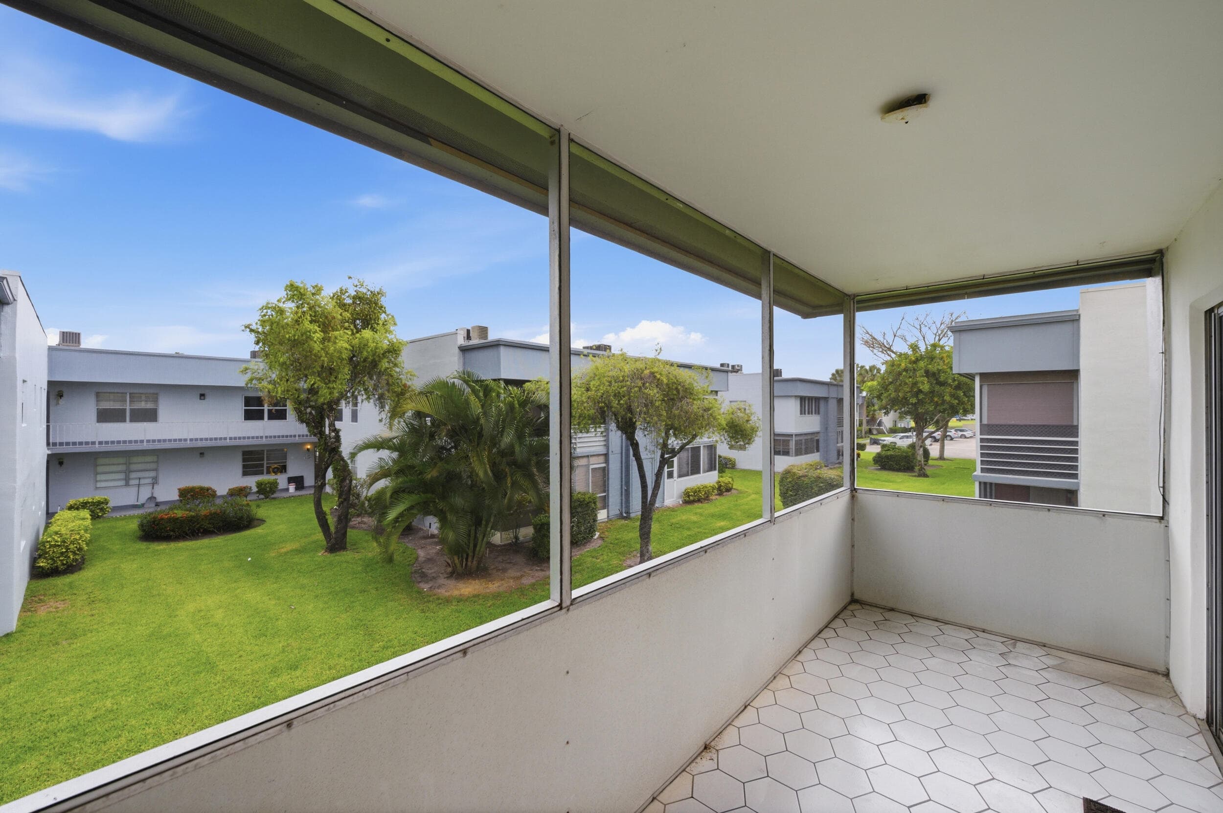330 Piedmont 330, Delray Beach, FL 33484 — photo 27 of 63