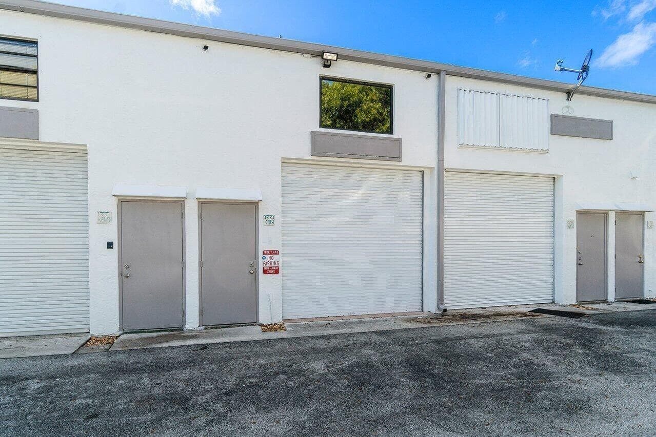 1771 Blount Road 209, Pompano Beach, FL 33069 — photo 13 of 14