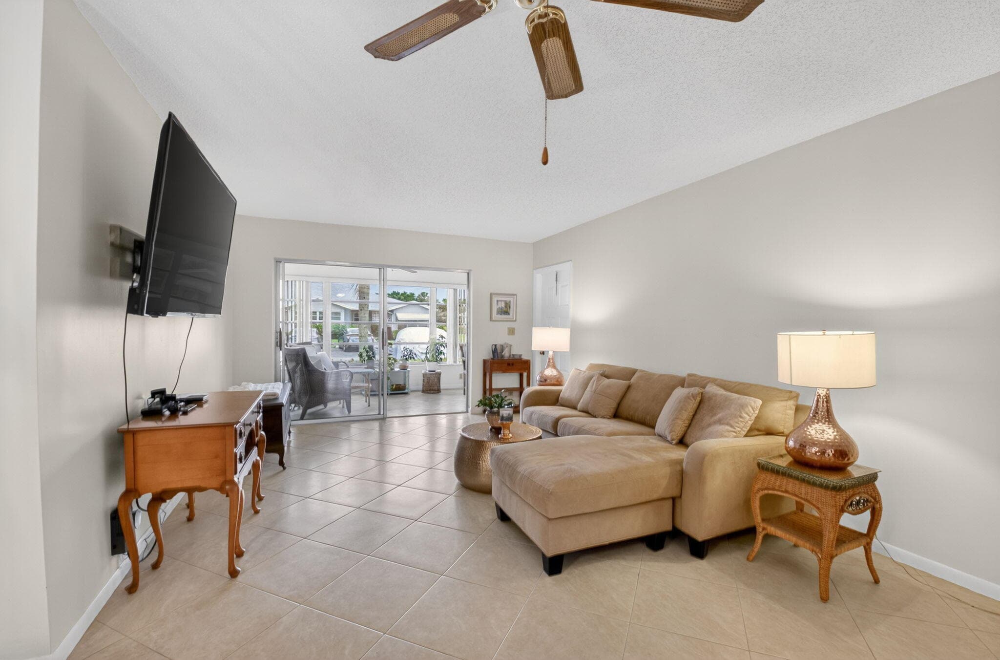 14579 Canalview Drive B, Delray Beach, FL 33484 — photo 8 of 35
