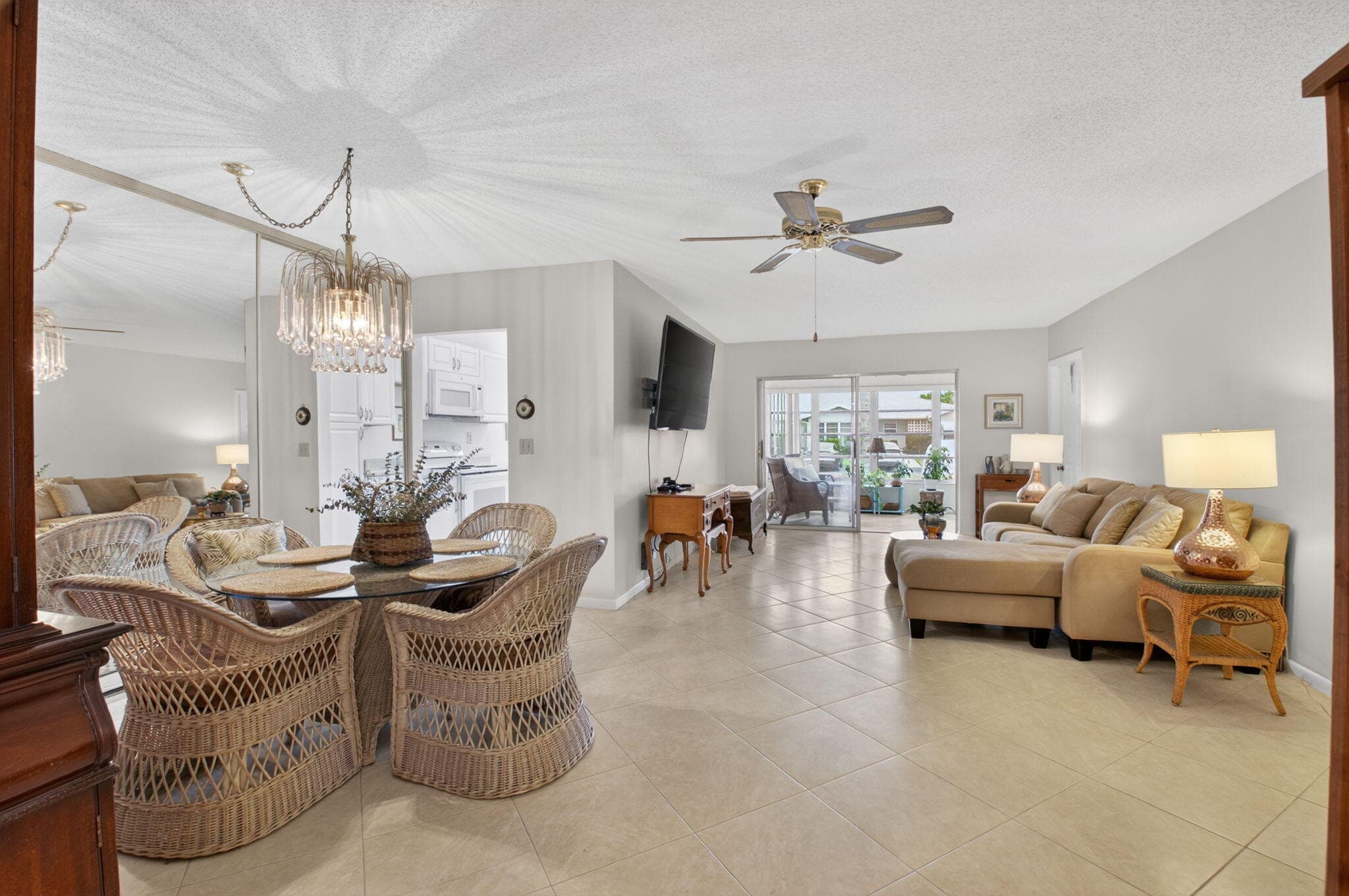 14579 Canalview Drive B, Delray Beach, FL 33484 — photo 10 of 35