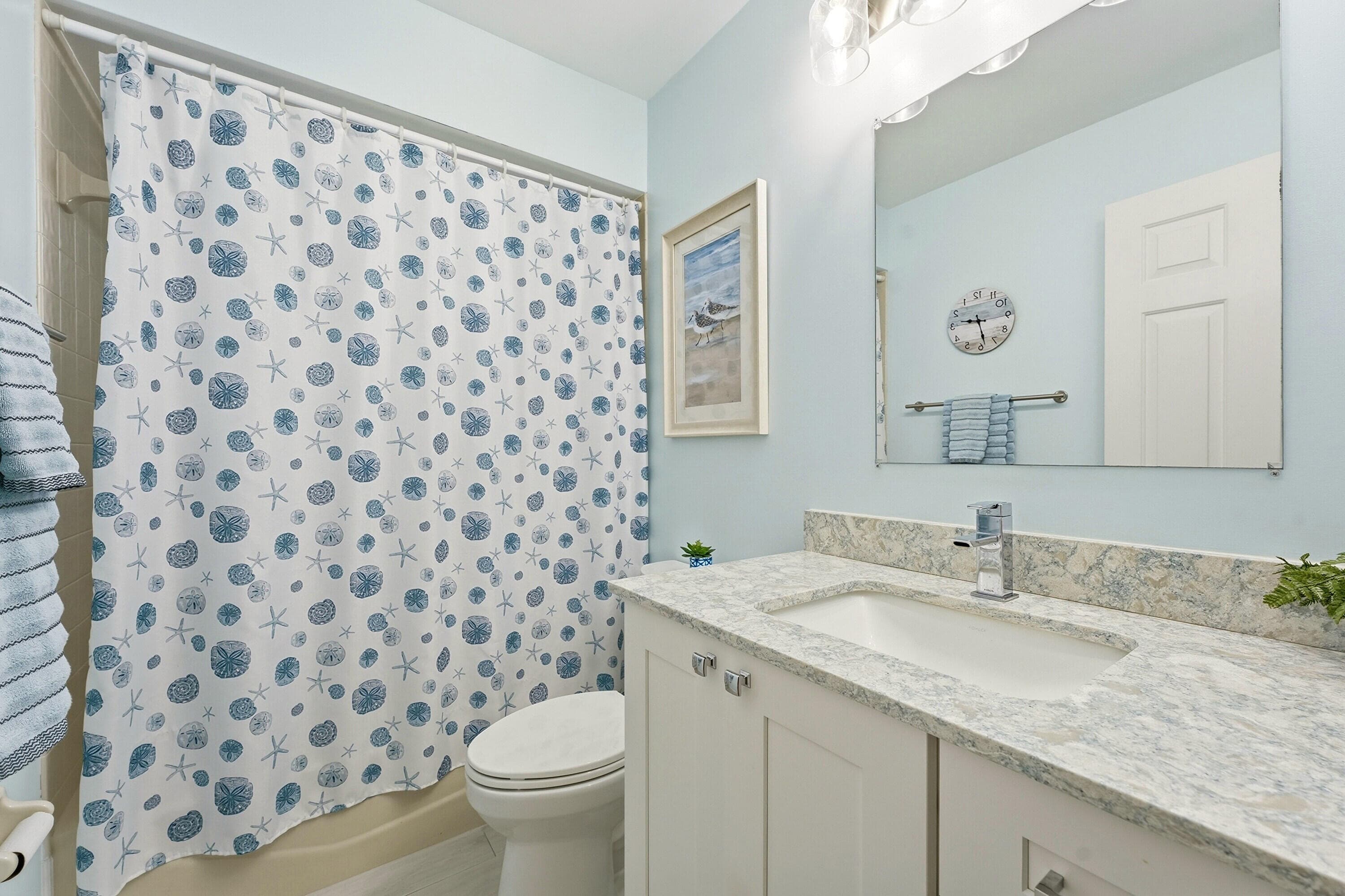 6786 SE Yorktown Drive, Hobe Sound, FL 33455 — photo 23 of 27