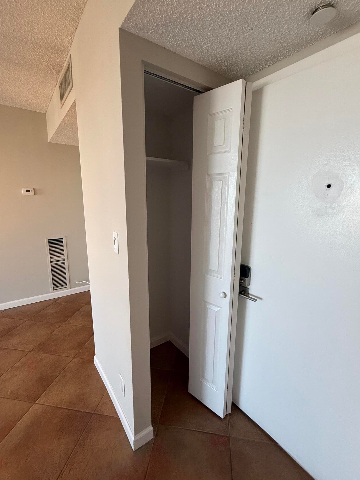 531 N Ocean Boulevard 1805, Pompano Beach, FL 33062 — photo 7 of 50