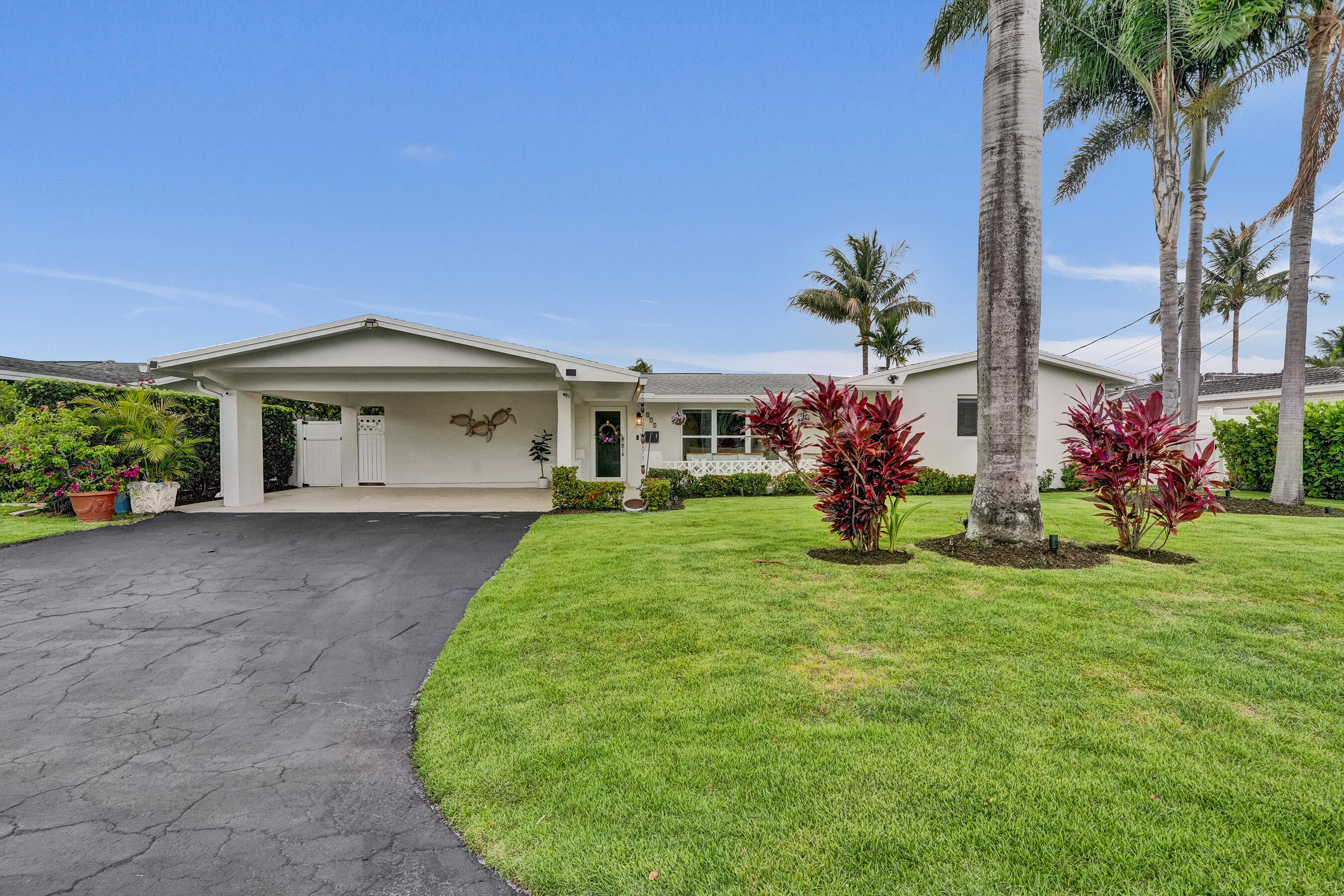 411 SW 18th Court, Pompano Beach, FL 33060 — photo 4 of 59