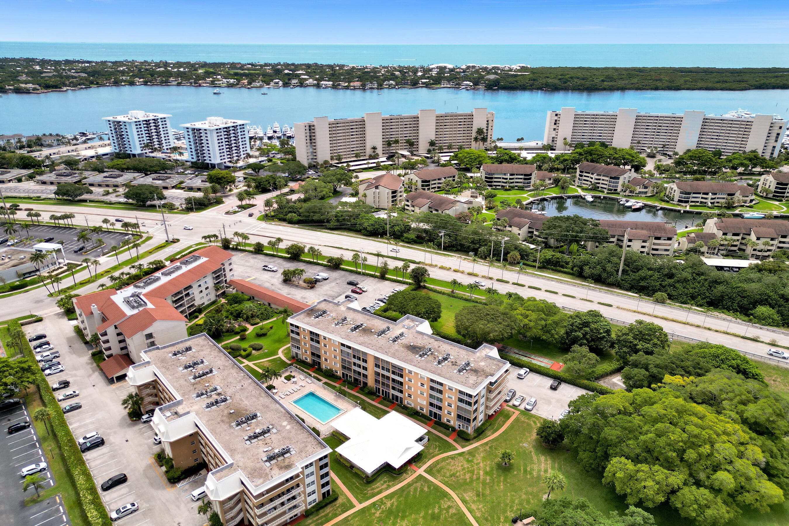 304 Golfview Road 304, North Palm Beach, FL 33408 — photo 38 of 39