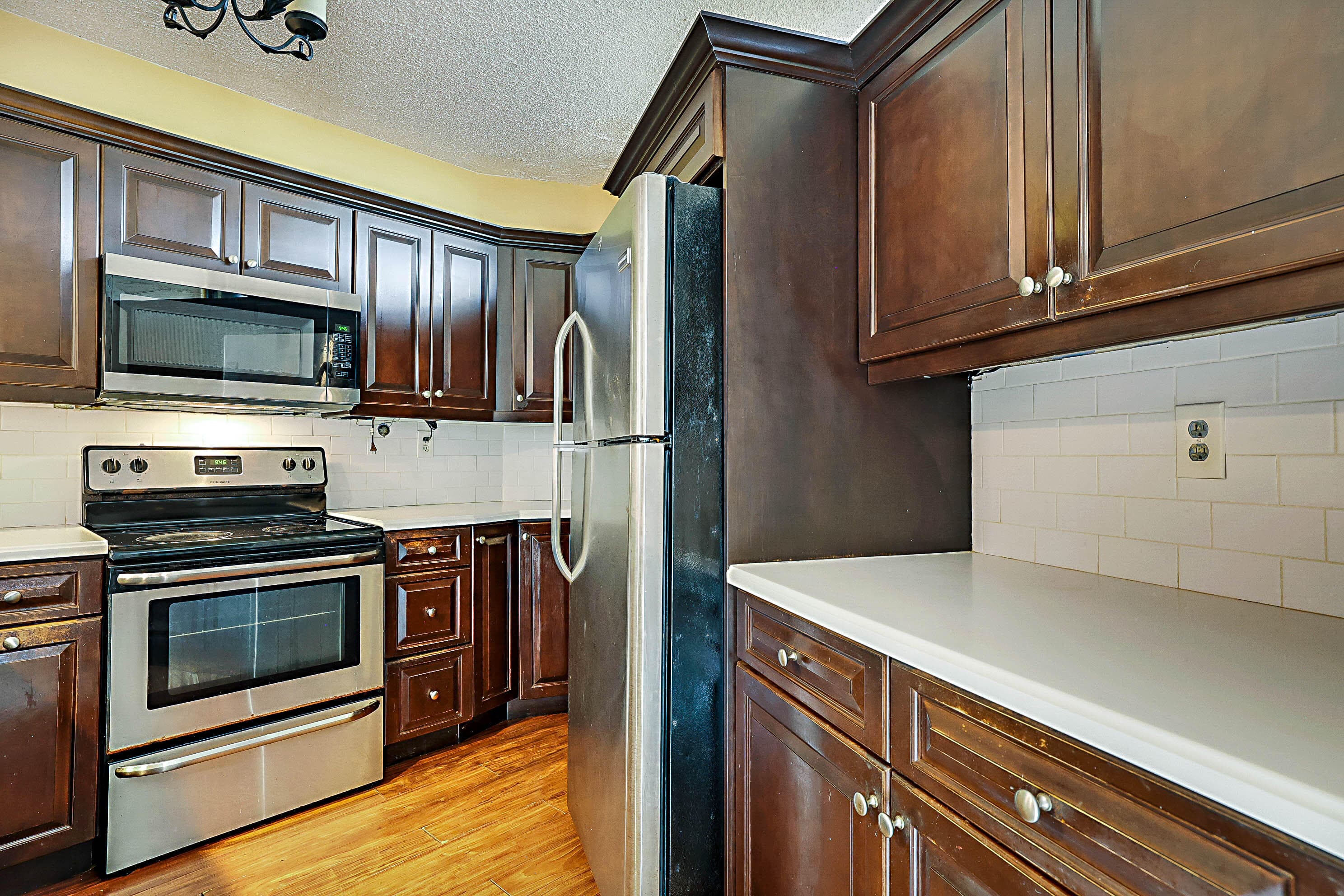 3665 Victoria Drive, West Palm Beach, FL 33406 — photo 15 of 31