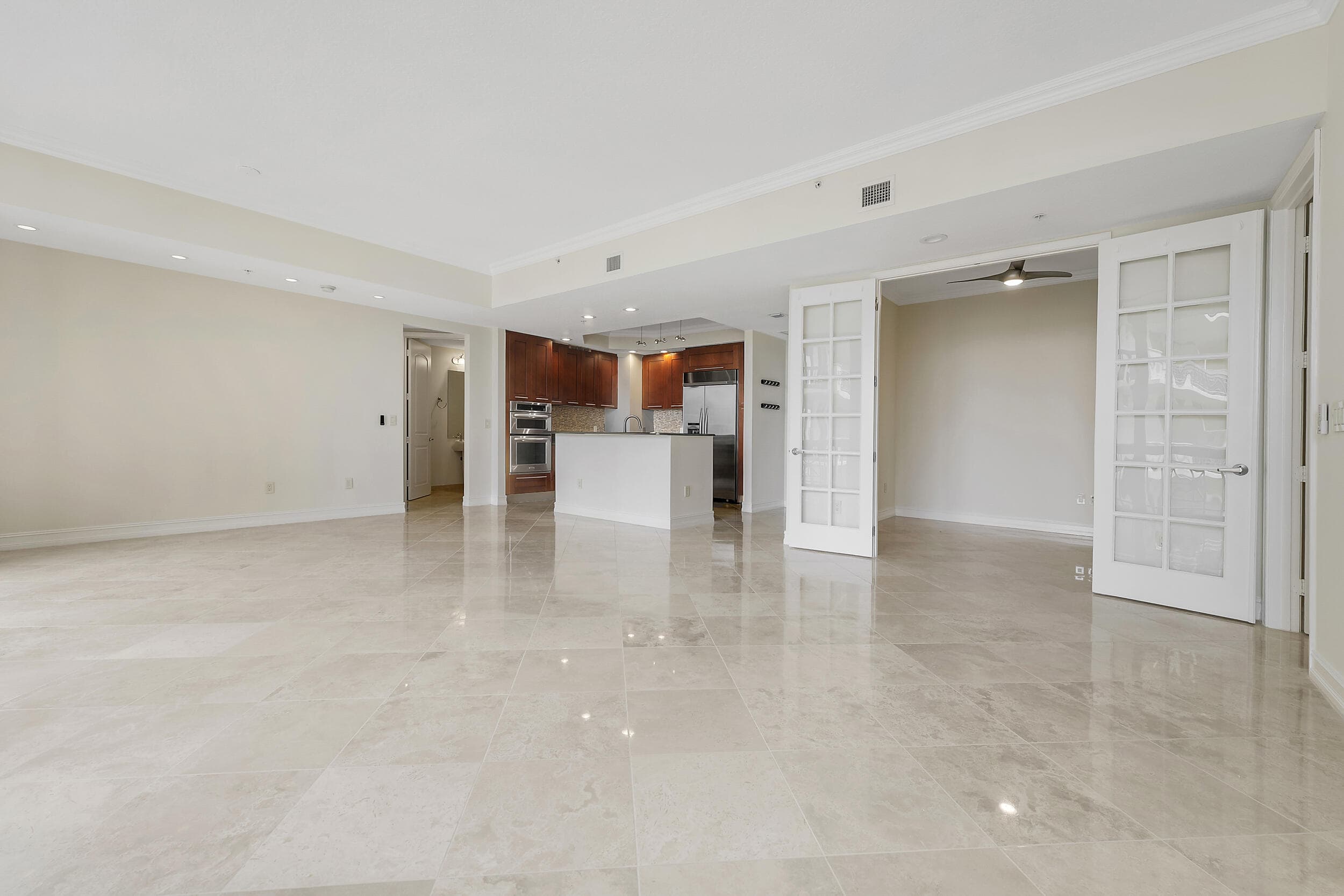 701 S Olive Avenue 1706, West Palm Beach, FL 33401 — photo 2 of 22