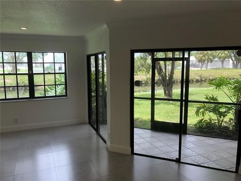 9015 W Sunrise Boulevard, Plantation, FL 33322 — photo 8 of 28