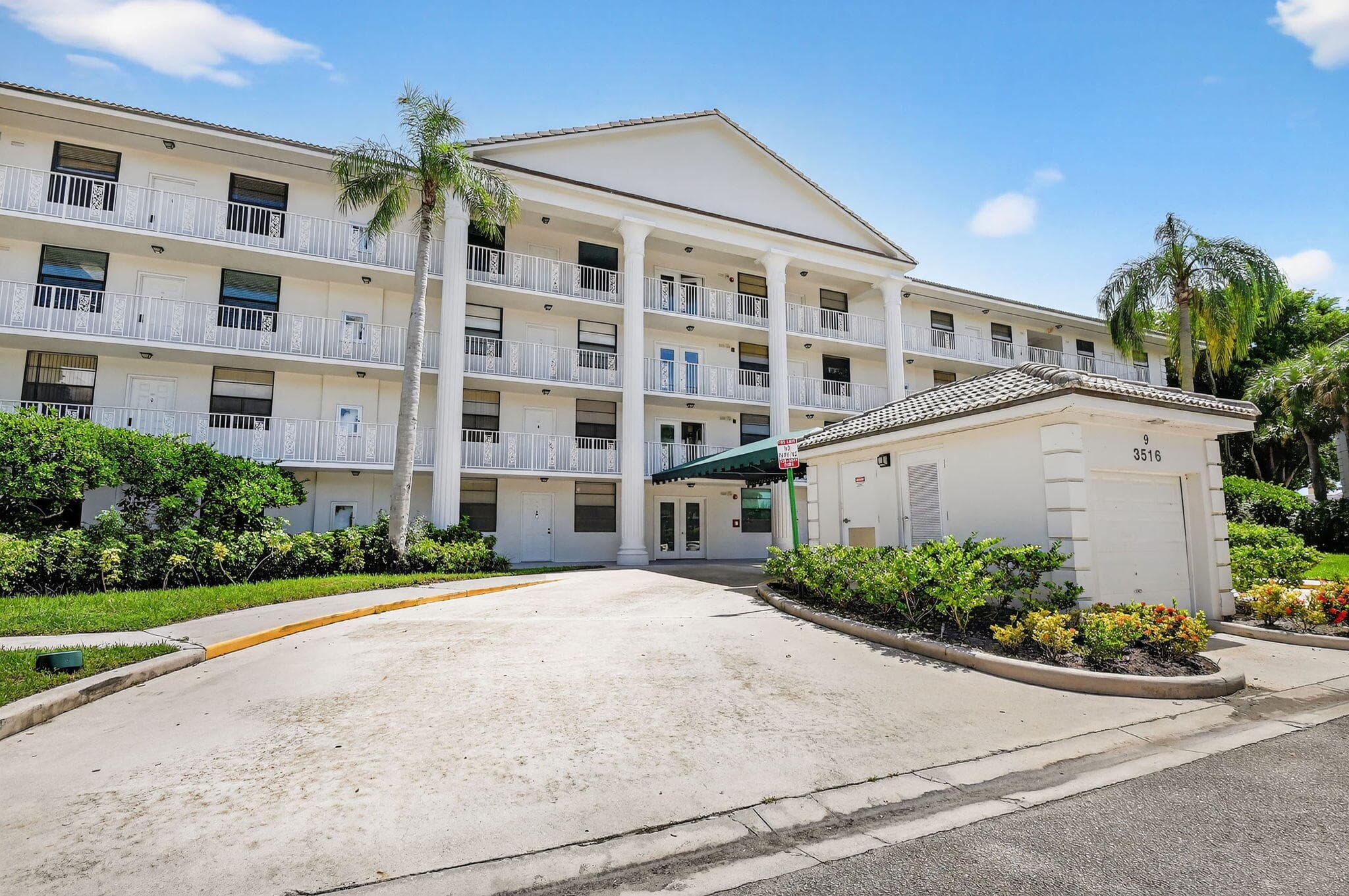 3516 Whitehall Drive 301, West Palm Beach, FL 33401 — photo 3 of 55