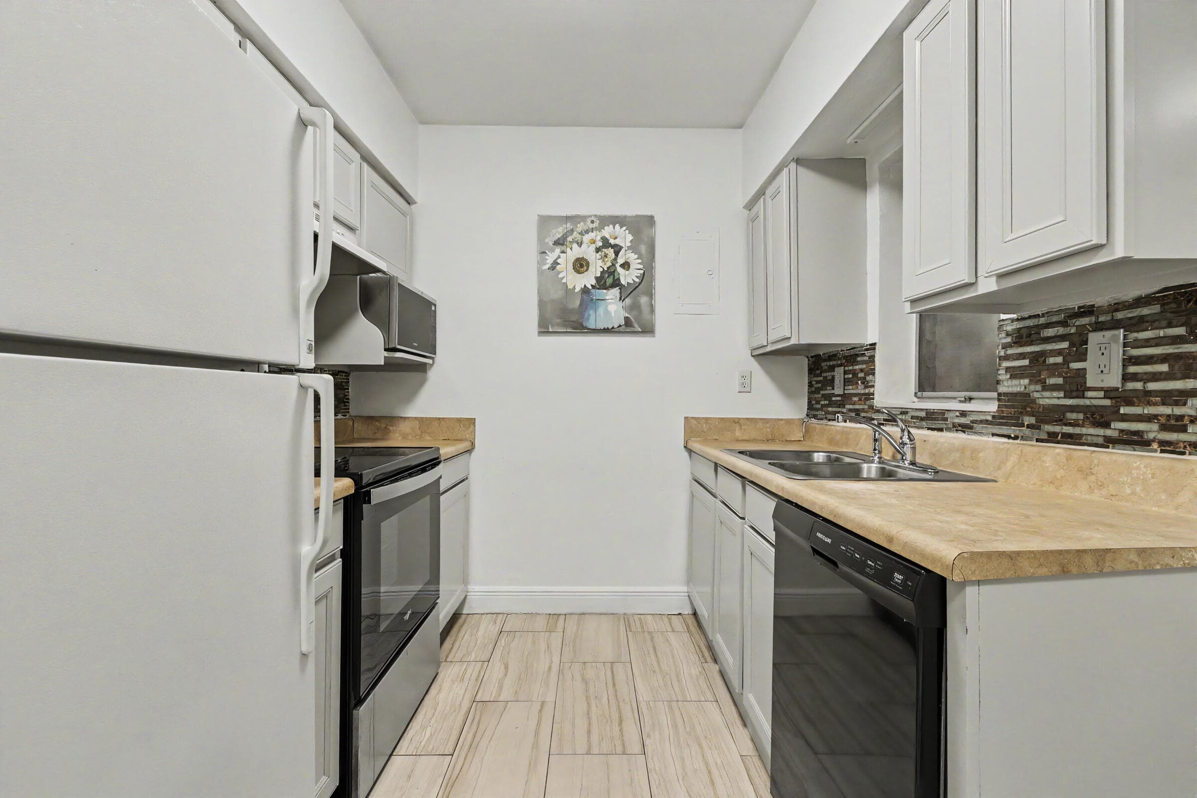 604 NE 14th Place, Fort Lauderdale, FL 33304 — photo 17 of 48