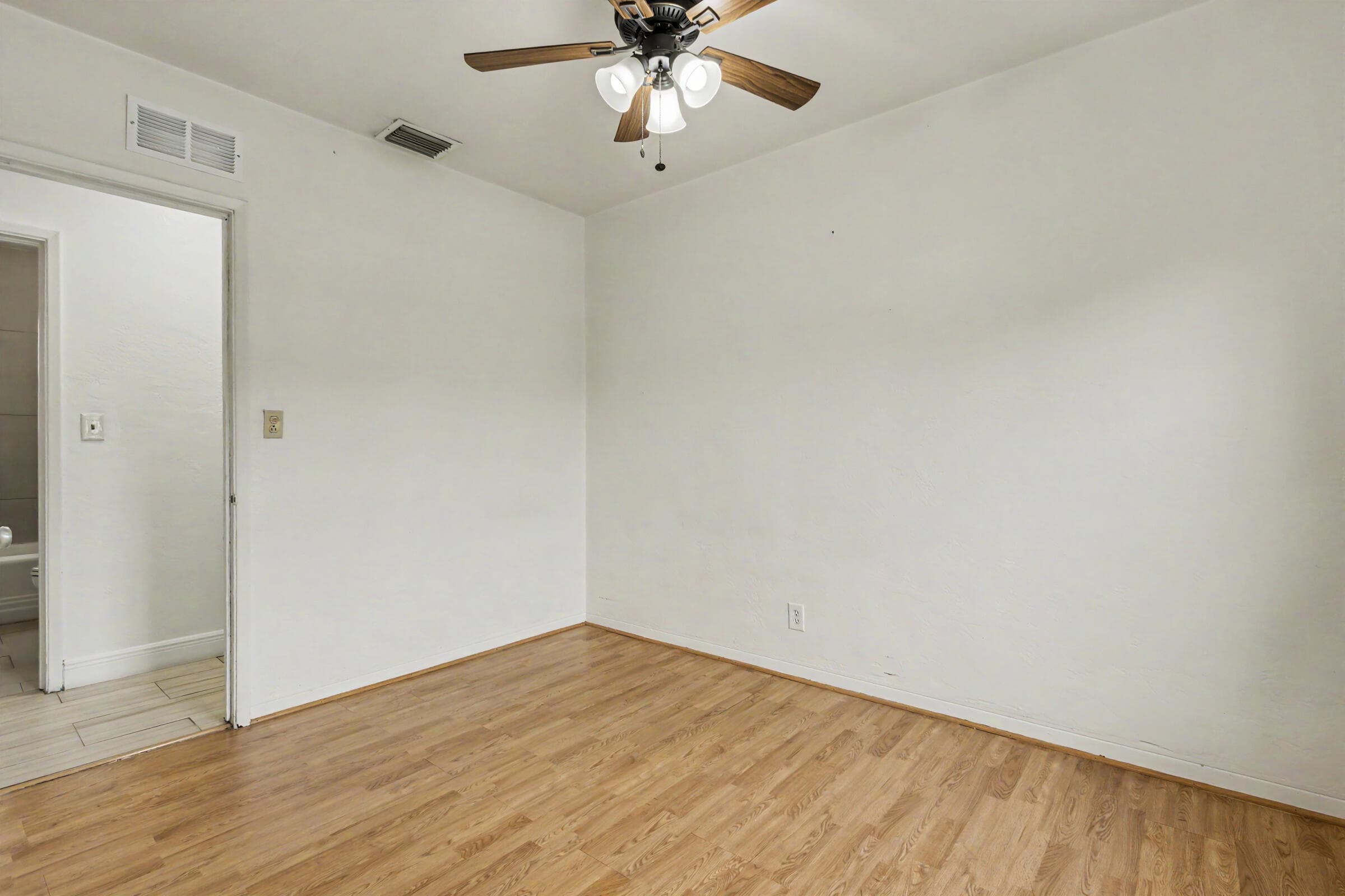 604 NE 14th Place, Fort Lauderdale, FL 33304 — photo 28 of 48