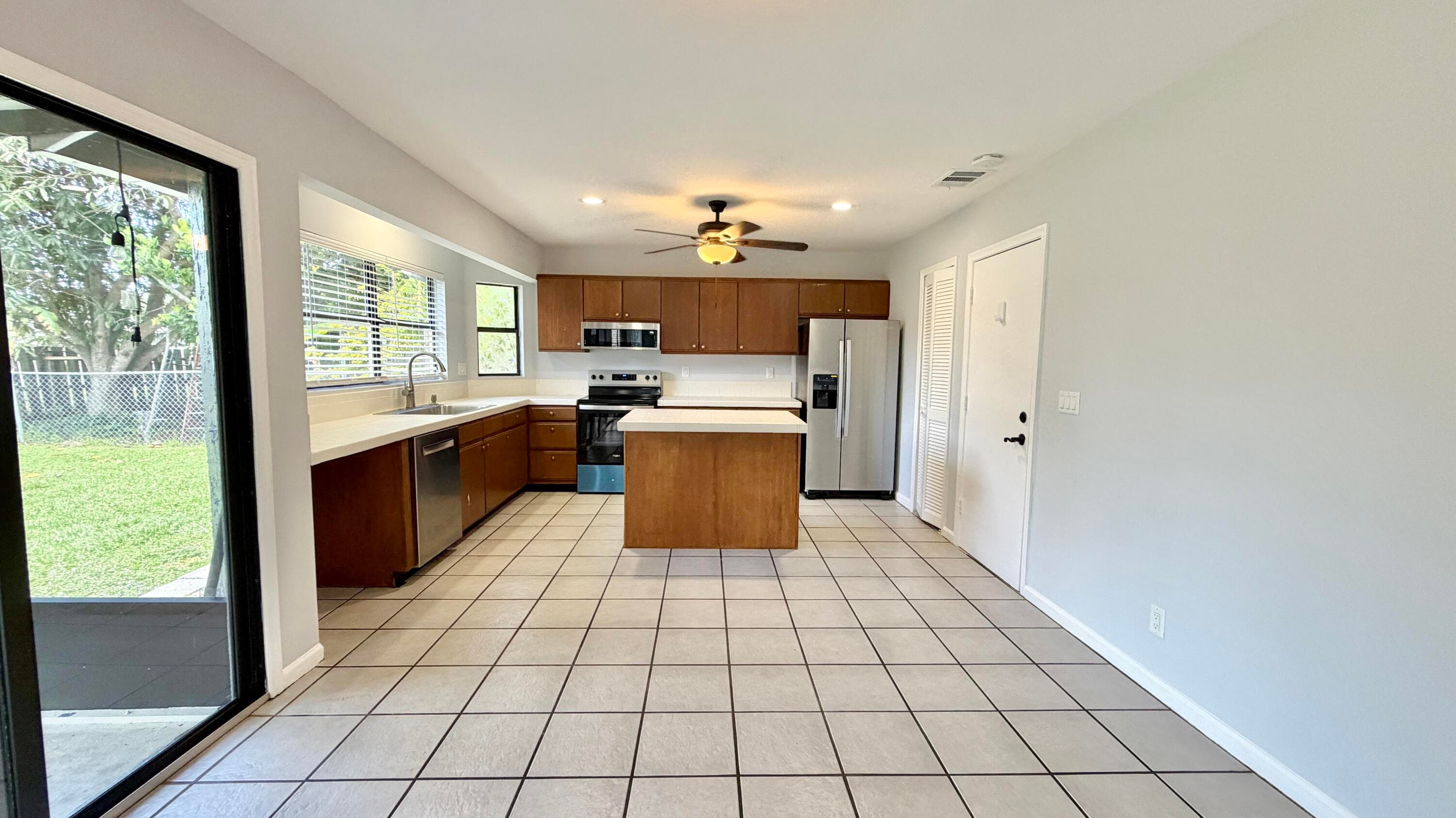 6048 Garrett Street, Jupiter, FL 33458 — photo 17 of 101