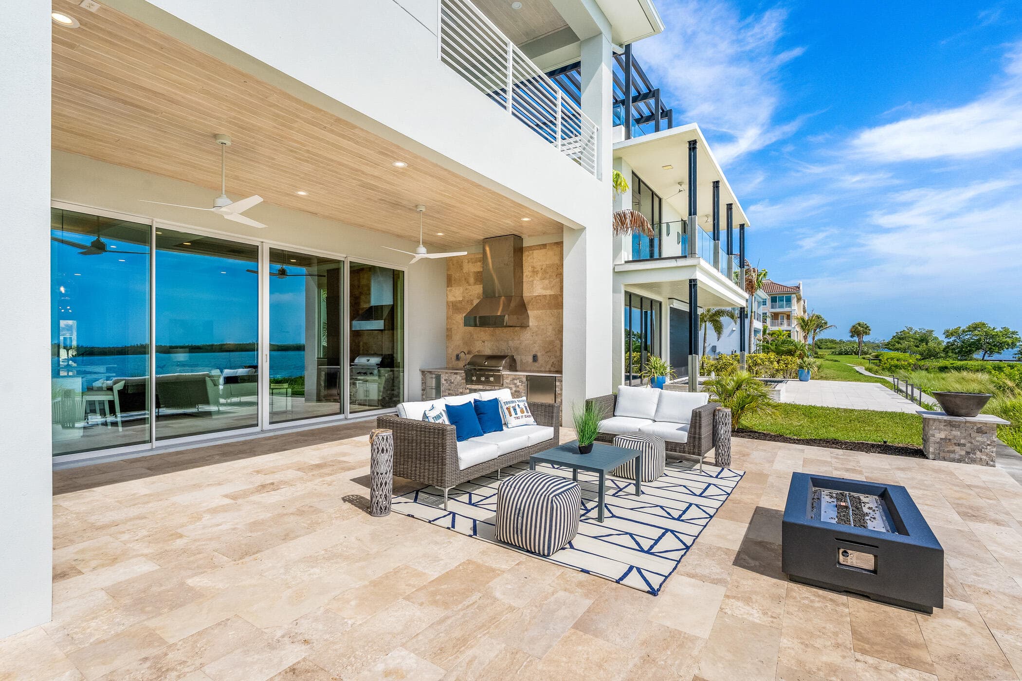 4842 S Harbor Drive, Vero Beach, FL 32967 — photo 17 of 48