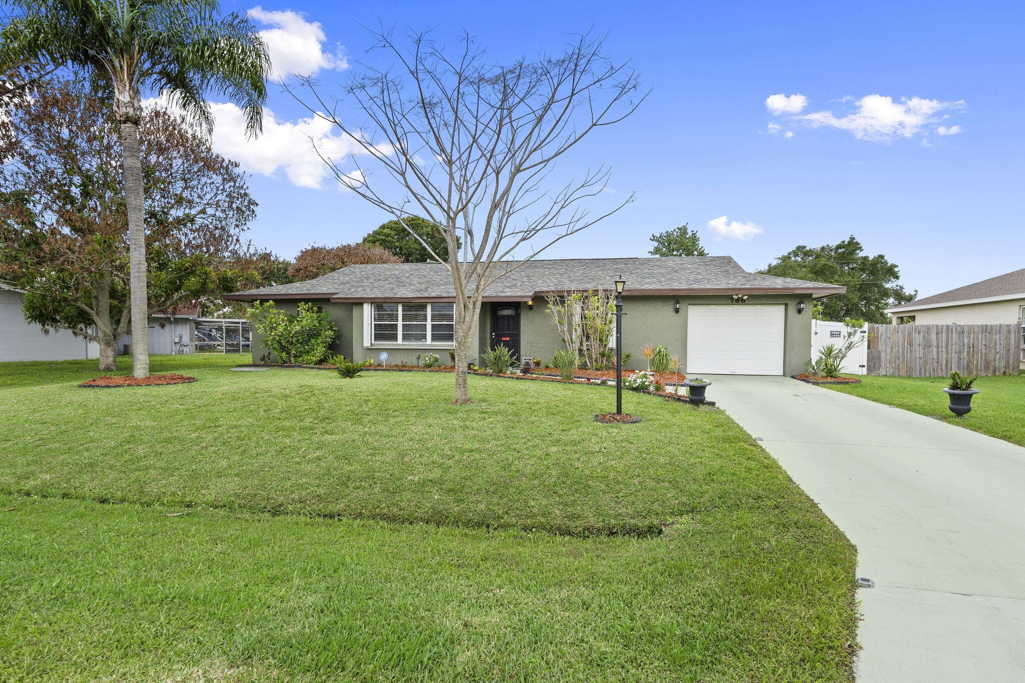 766 SW Byron Street, Port St. Lucie, FL 34983 — photo 6 of 40