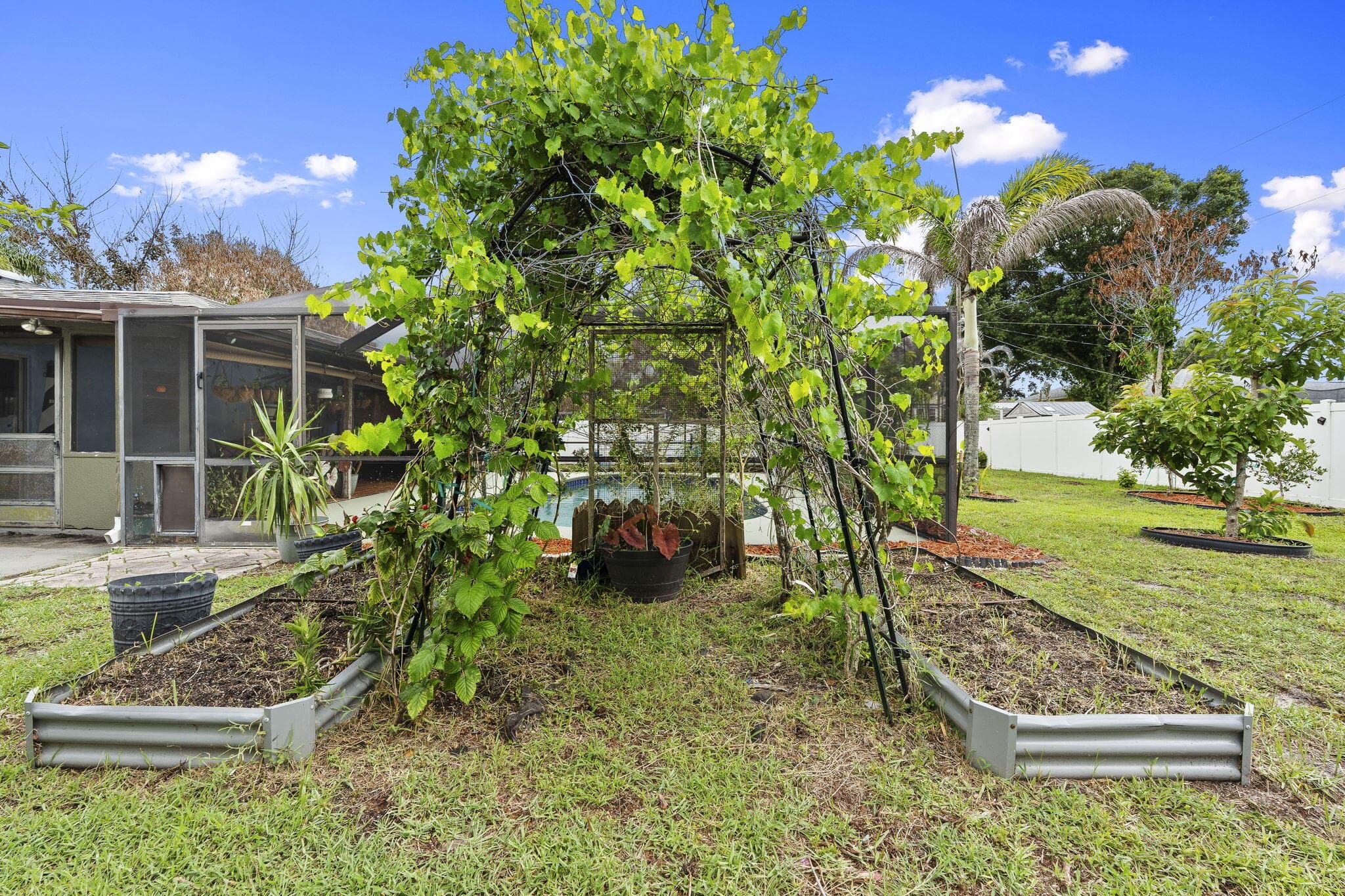 766 SW Byron Street, Port St. Lucie, FL 34983 — photo 37 of 40