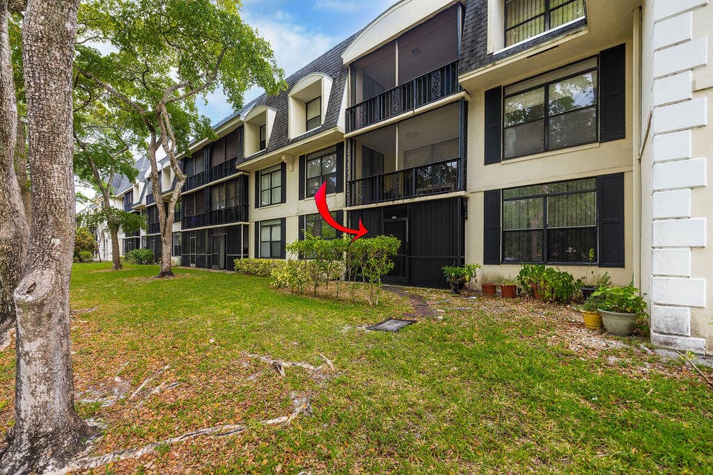 3680 Inverrary Drive 1v, Lauderhill, FL 33319 — photo 28 of 35