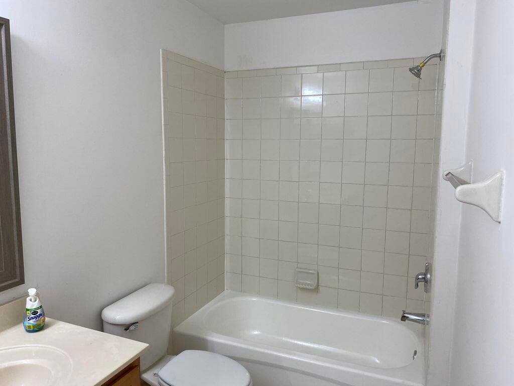925 Imperial Lake Road, West Palm Beach, FL 33413 — photo 12 of 17