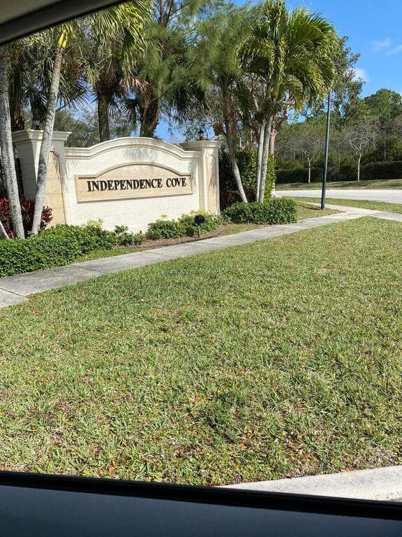 925 Imperial Lake Road, West Palm Beach, FL 33413 — photo 17 of 17