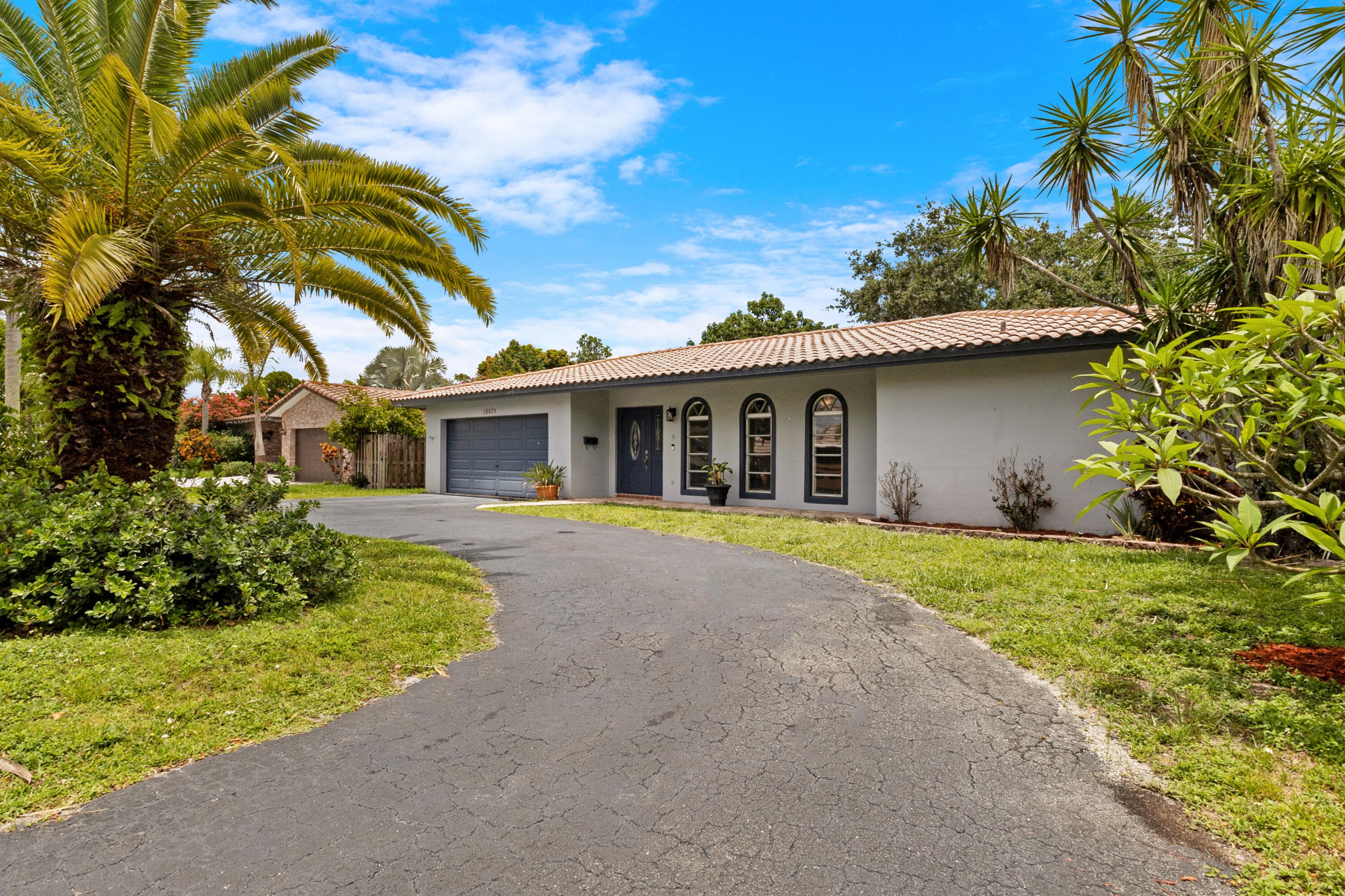 10875 NW 40th Street, Coral Springs, FL 33065 — photo 1 of 77