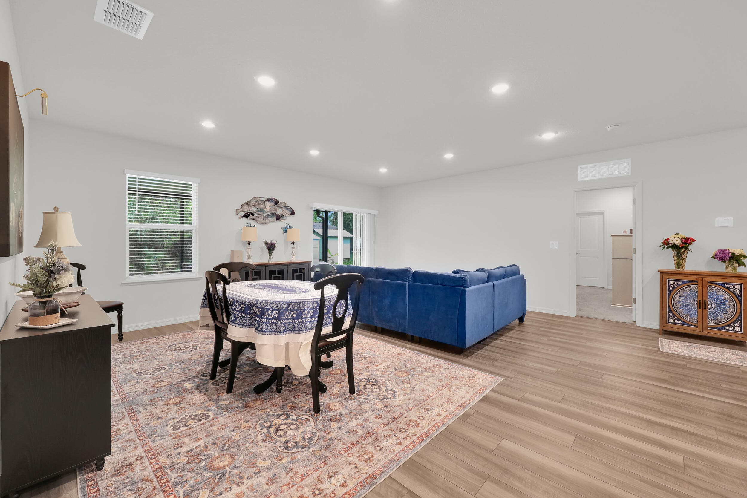 8266 E 98th Avenue, Vero Beach, FL 32967 — photo 7 of 44