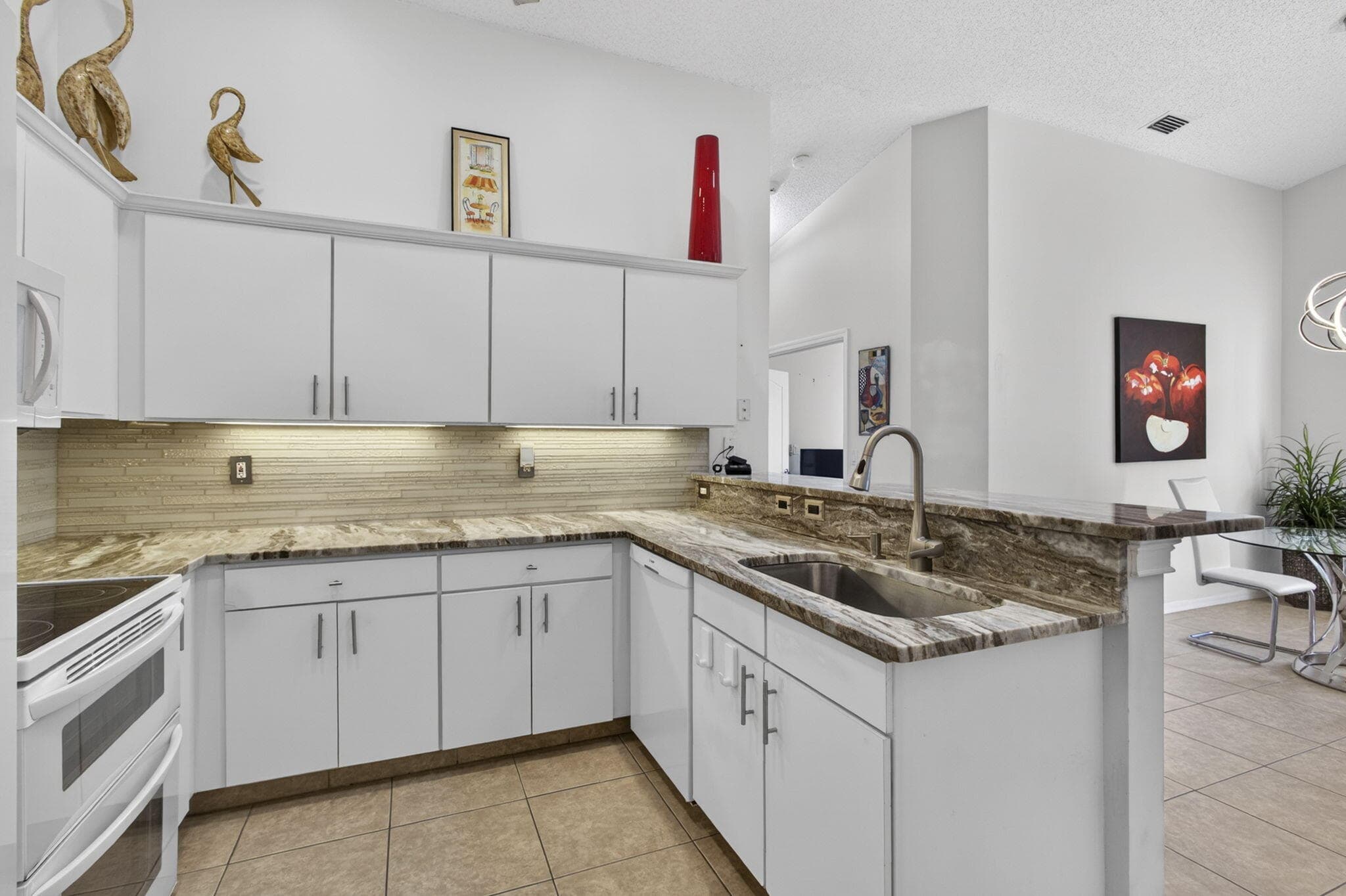 9461 Bridgeport Drive, West Palm Beach, FL 33411 — photo 13 of 67