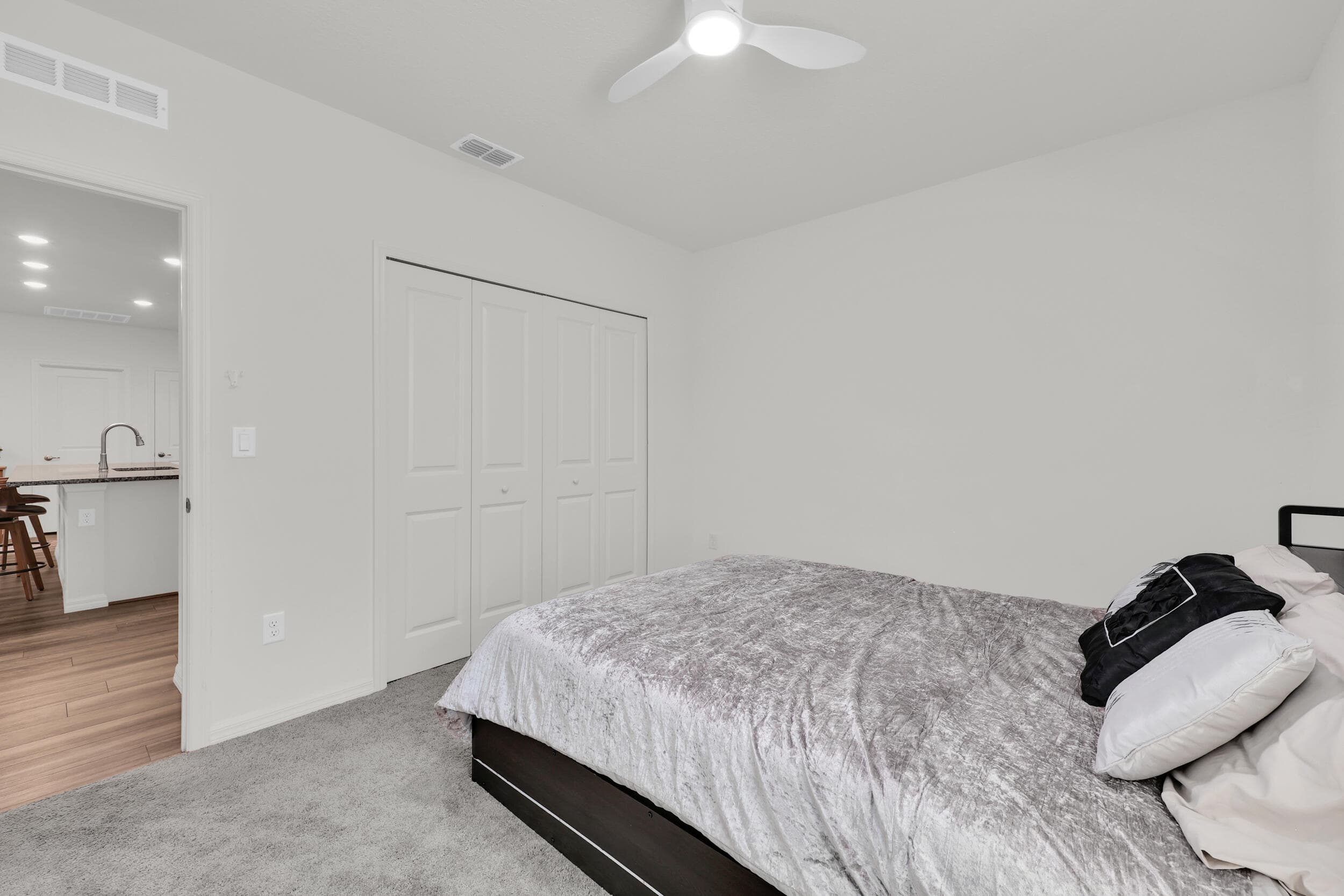 8266 E 98th Avenue, Vero Beach, FL 32967 — photo 24 of 44